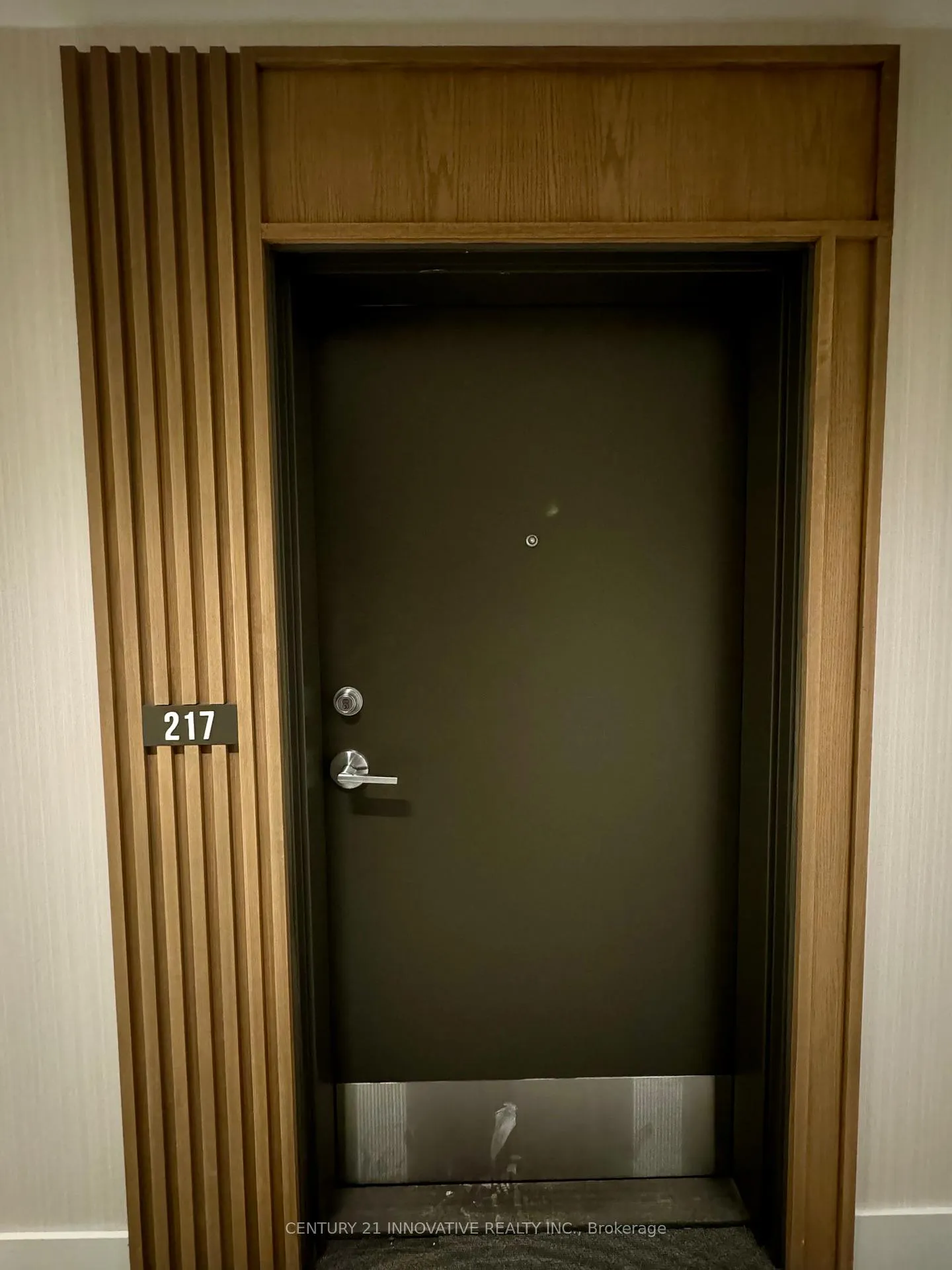 Photo 5 of Unit 217, 385 Arctic Red Drive, Oshawa, Windfields — HOMEH