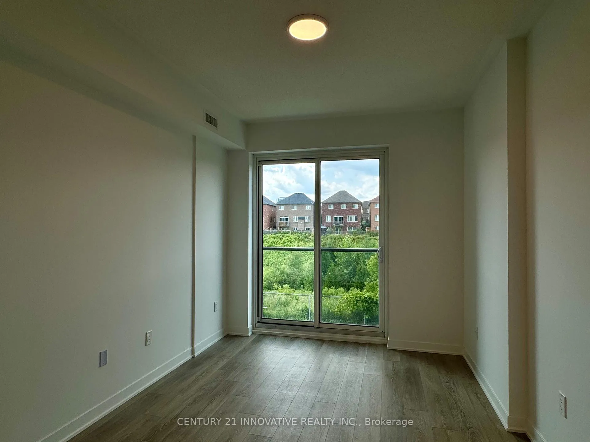 Photo 16 of Unit 217, 385 Arctic Red Drive, Oshawa, Windfields — HOMEH