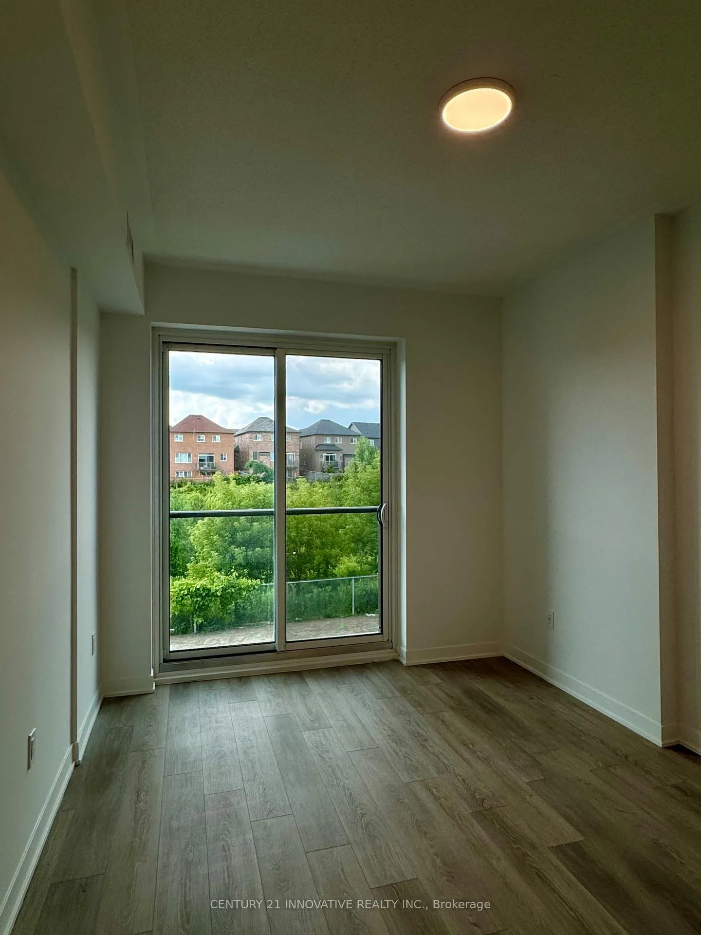 Photo 17 of Unit 217, 385 Arctic Red Drive, Oshawa, Windfields — HOMEH