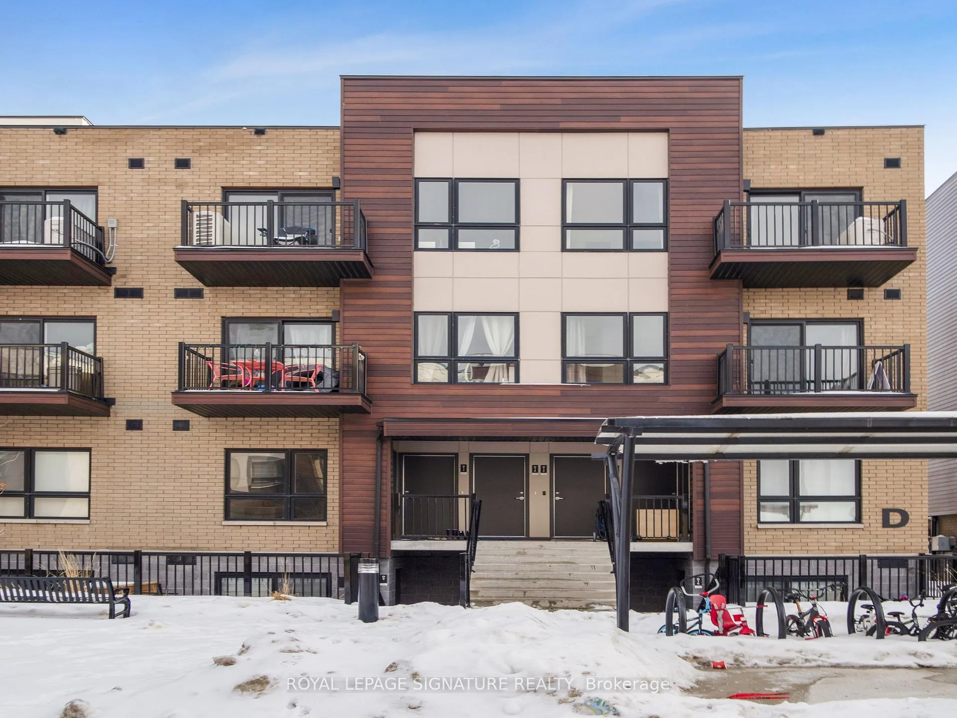 Photo 1 of Unit D10, 10 Palace Street N, Kitchener — HOMEH