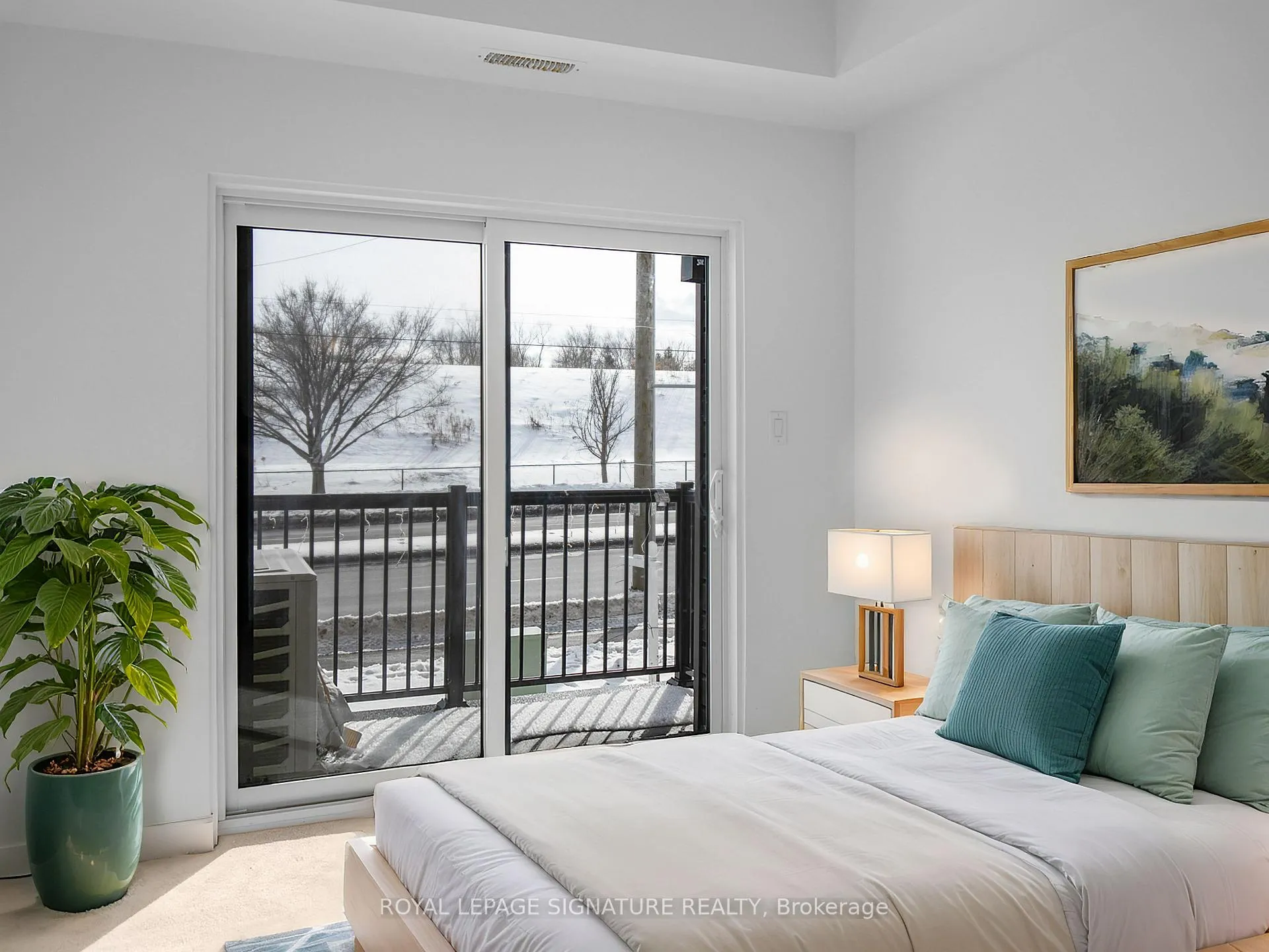Photo 6 of Unit D10, 10 Palace Street N, Kitchener — HOMEH