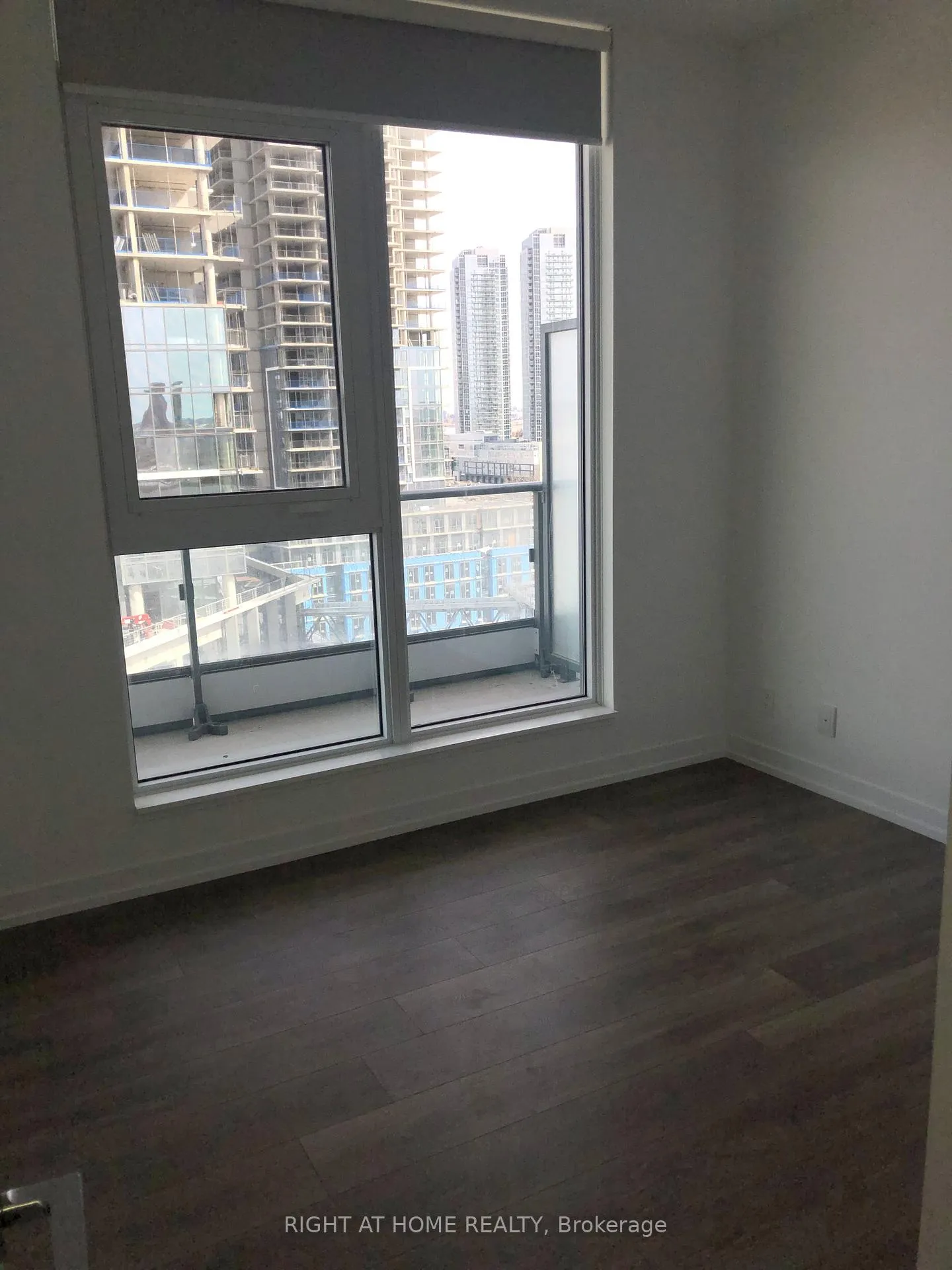 Photo 6 of Unit 1502, 950 Portage Parkway, Vaughan, Vaughan Corporate Centre — HOMEH