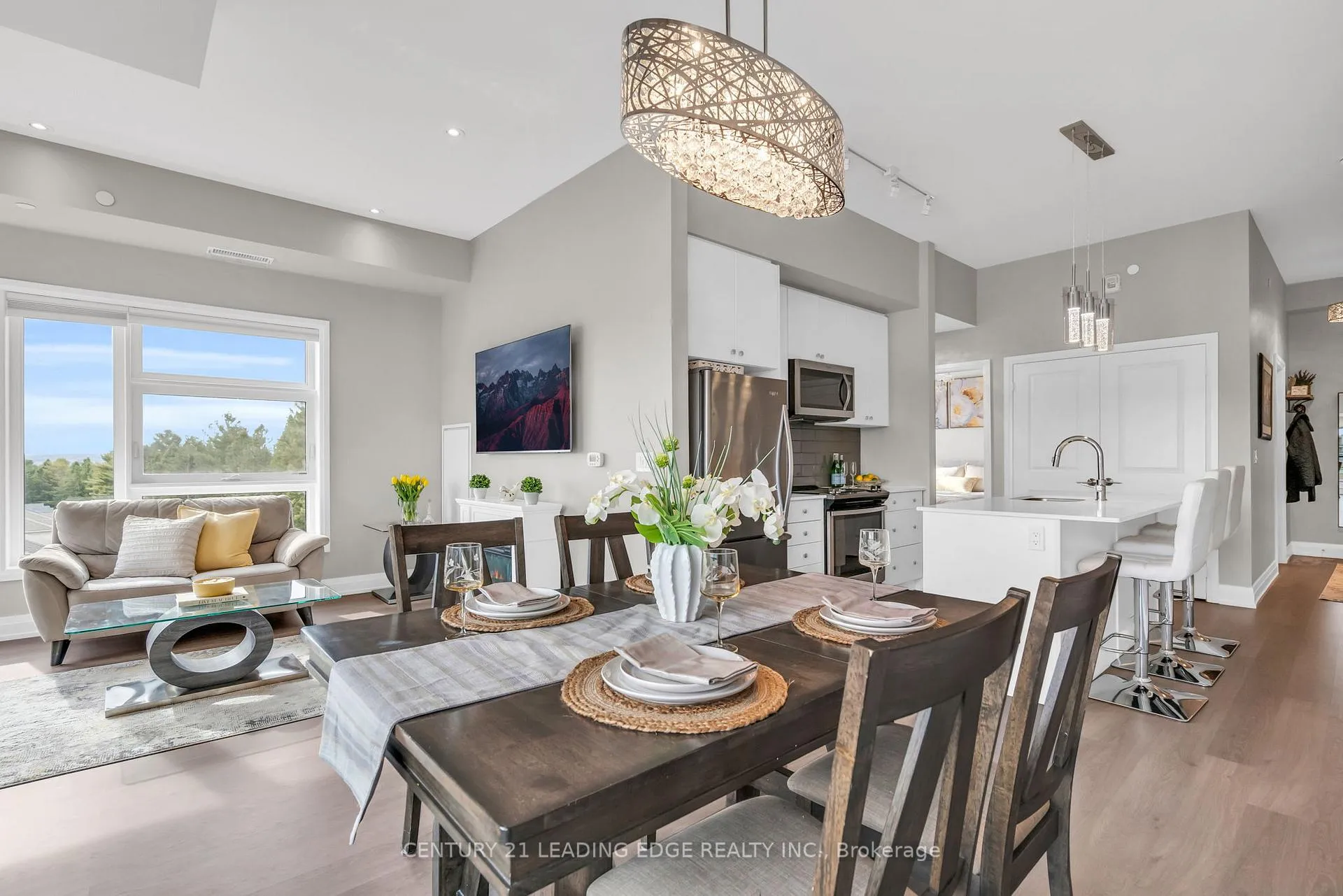 Photo 7 of Unit 406, 555 William Graham Drive, Aurora, Rural Aurora — HOMEH