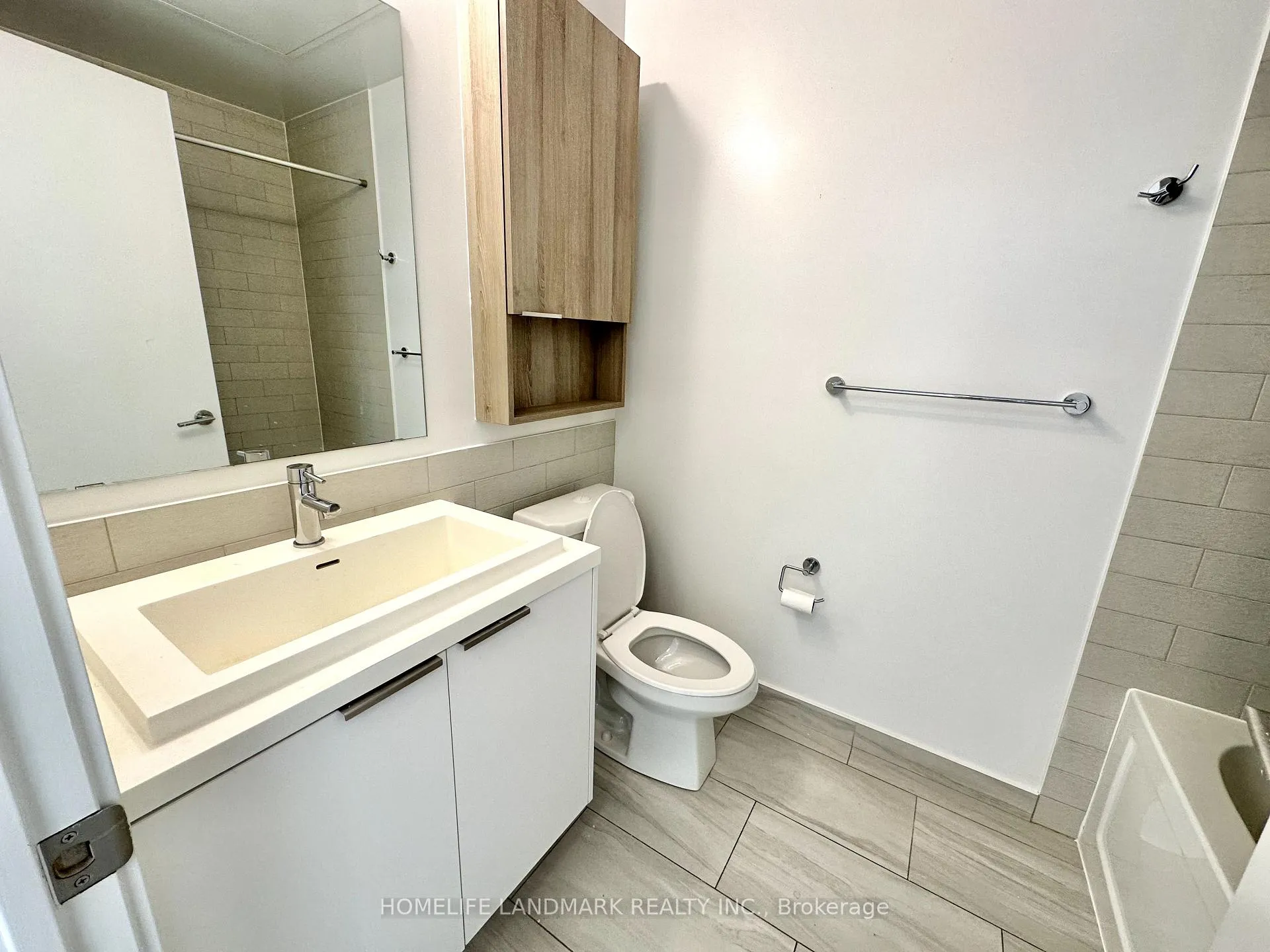 Photo 7 of Unit 408, 6 Sonic Way S, Toronto, Flemingdon Park — HOMEH