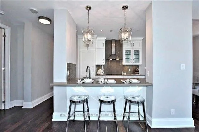 Photo 8 of Unit 215, 9 Stollery Pond Crescent, Markham, Angus Glen — HOMEH