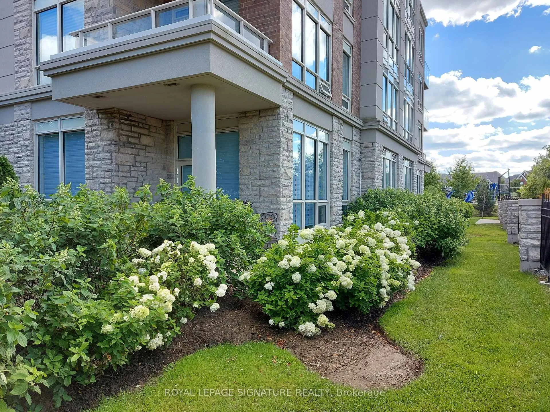 Photo 37 of Unit 215, 9 Stollery Pond Crescent, Markham, Angus Glen — HOMEH