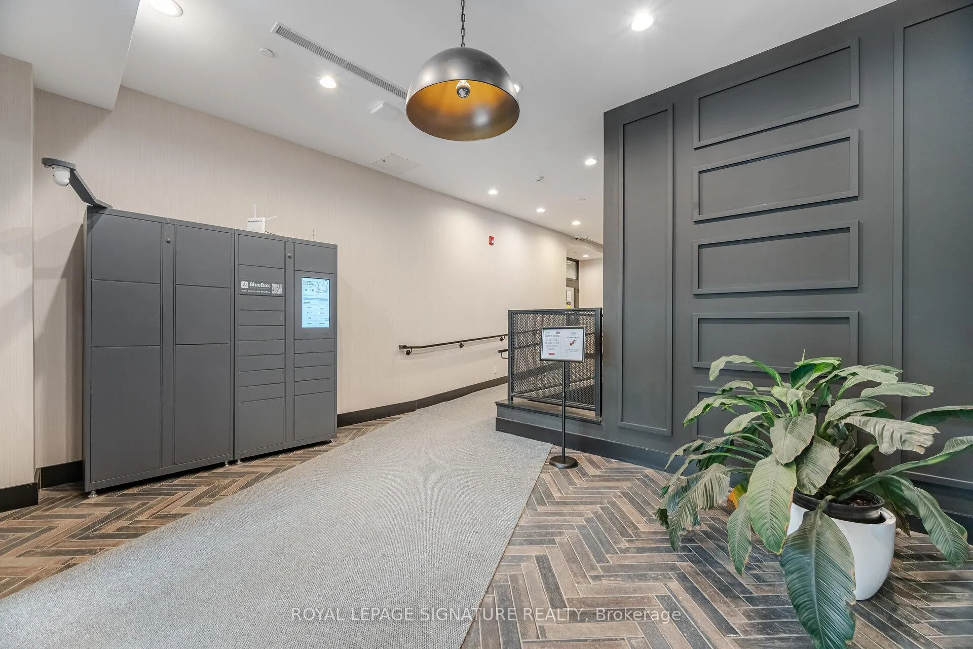 Photo 5 of Unit 407, 899 Queen Street E, Toronto, South Riverdale — HOMEH