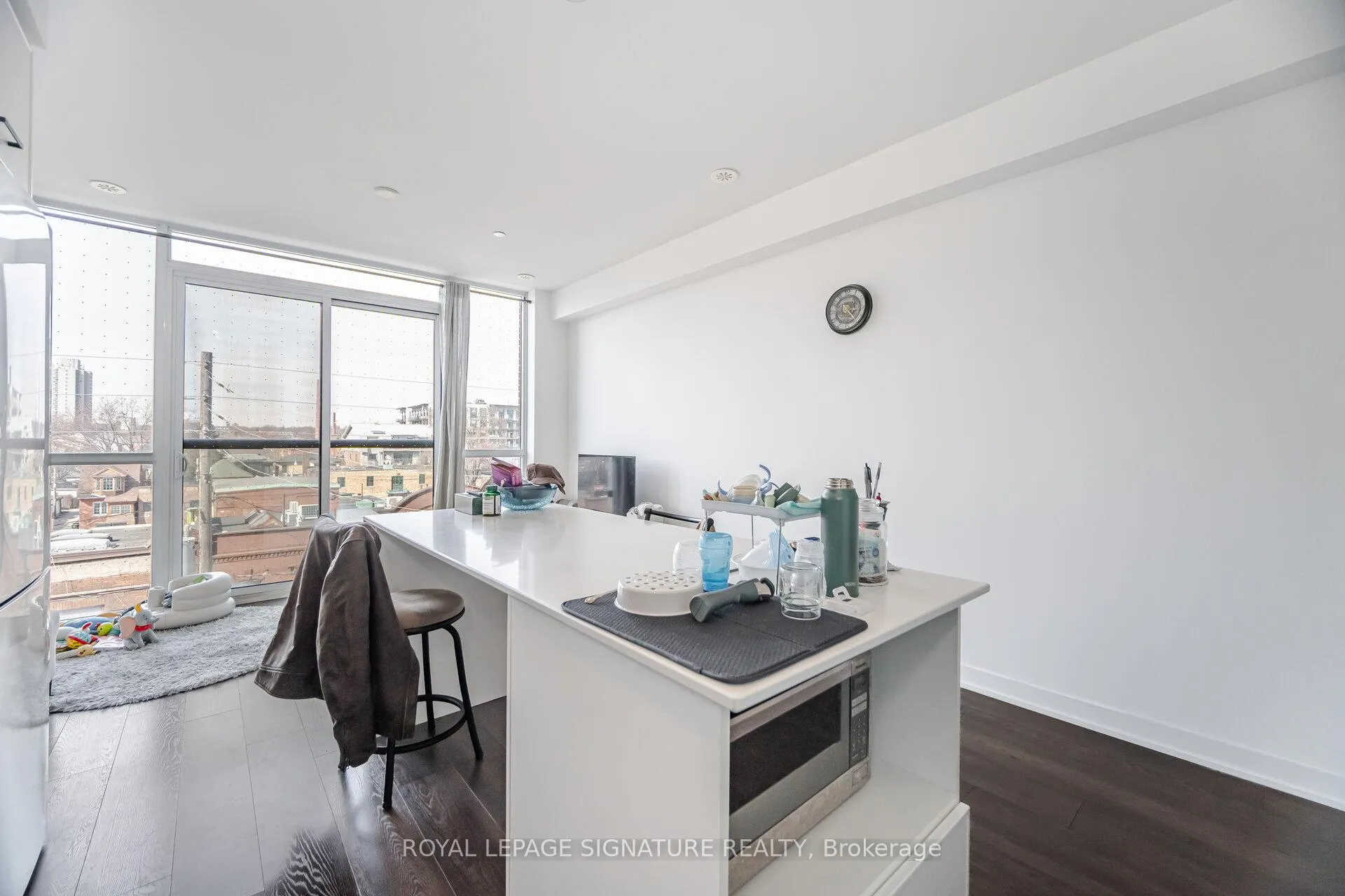 Photo 15 of Unit 407, 899 Queen Street E, Toronto, South Riverdale — HOMEH