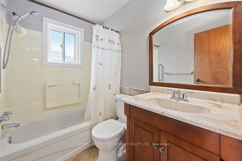 Photo 17 of 212 Nelson Street E, Carleton Place — HOMEH