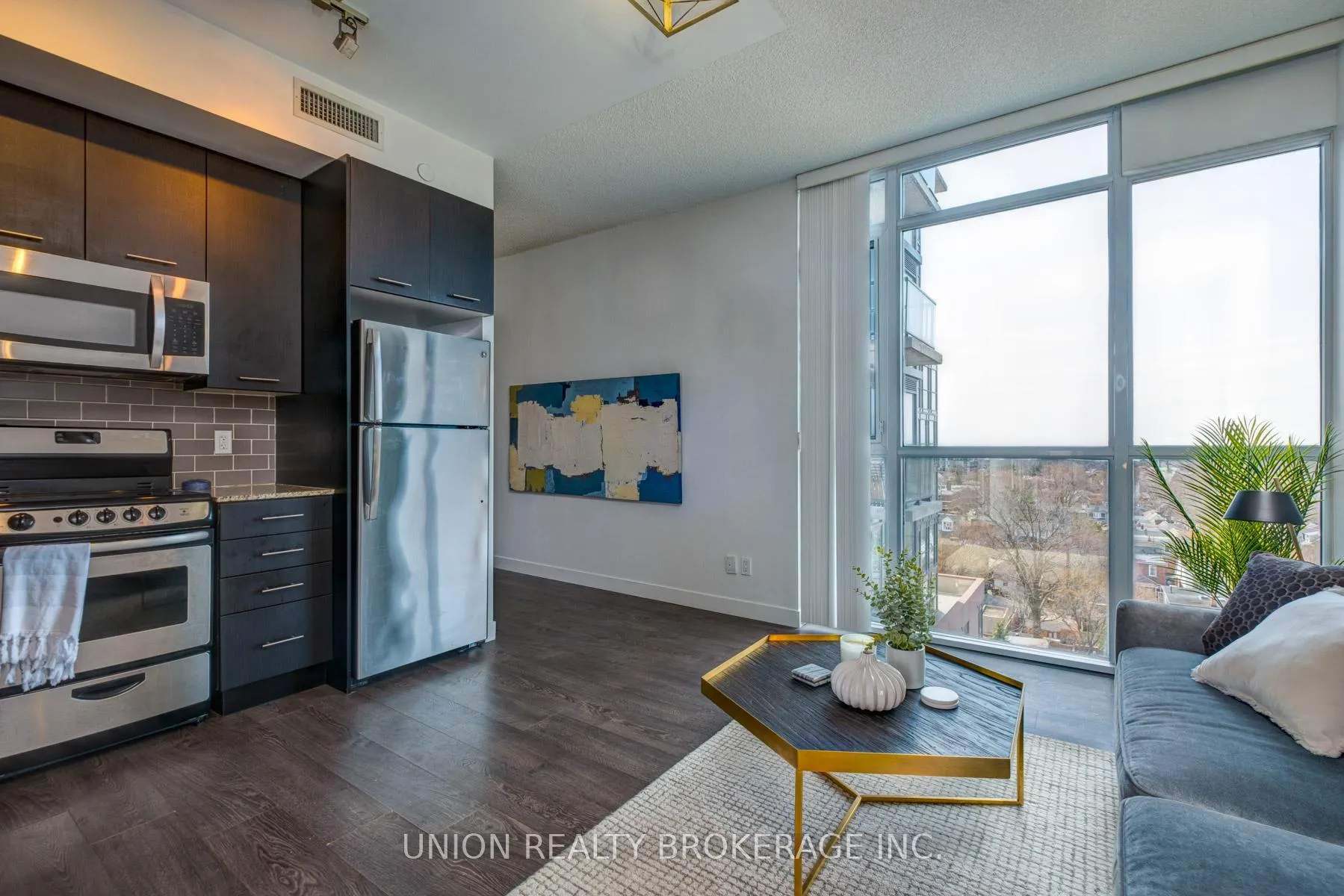 Photo 8 of Unit 802, 2055 Danforth Avenue, Toronto, Woodbine Corridor — HOMEH
