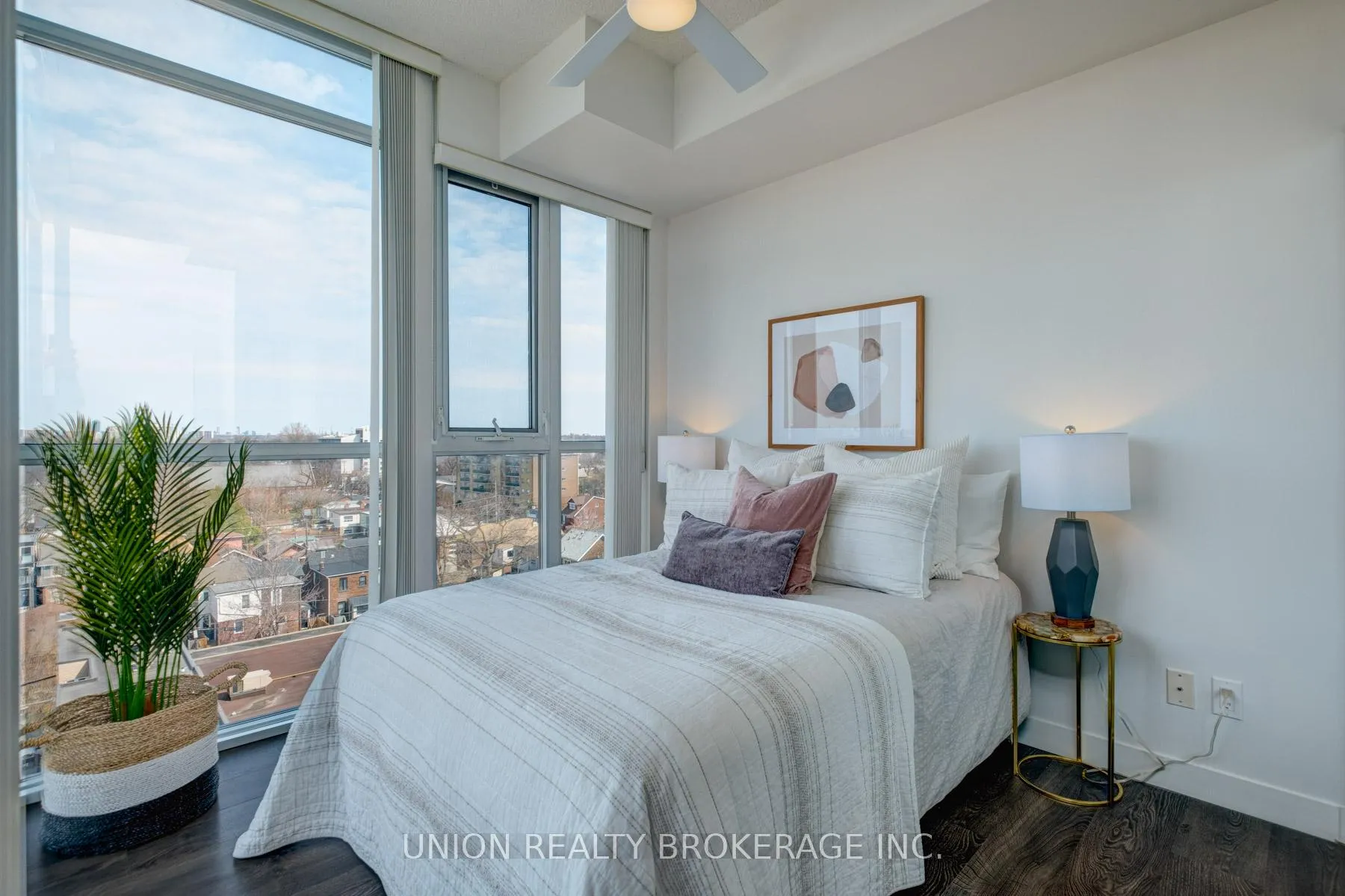 Photo 12 of Unit 802, 2055 Danforth Avenue, Toronto, Woodbine Corridor — HOMEH