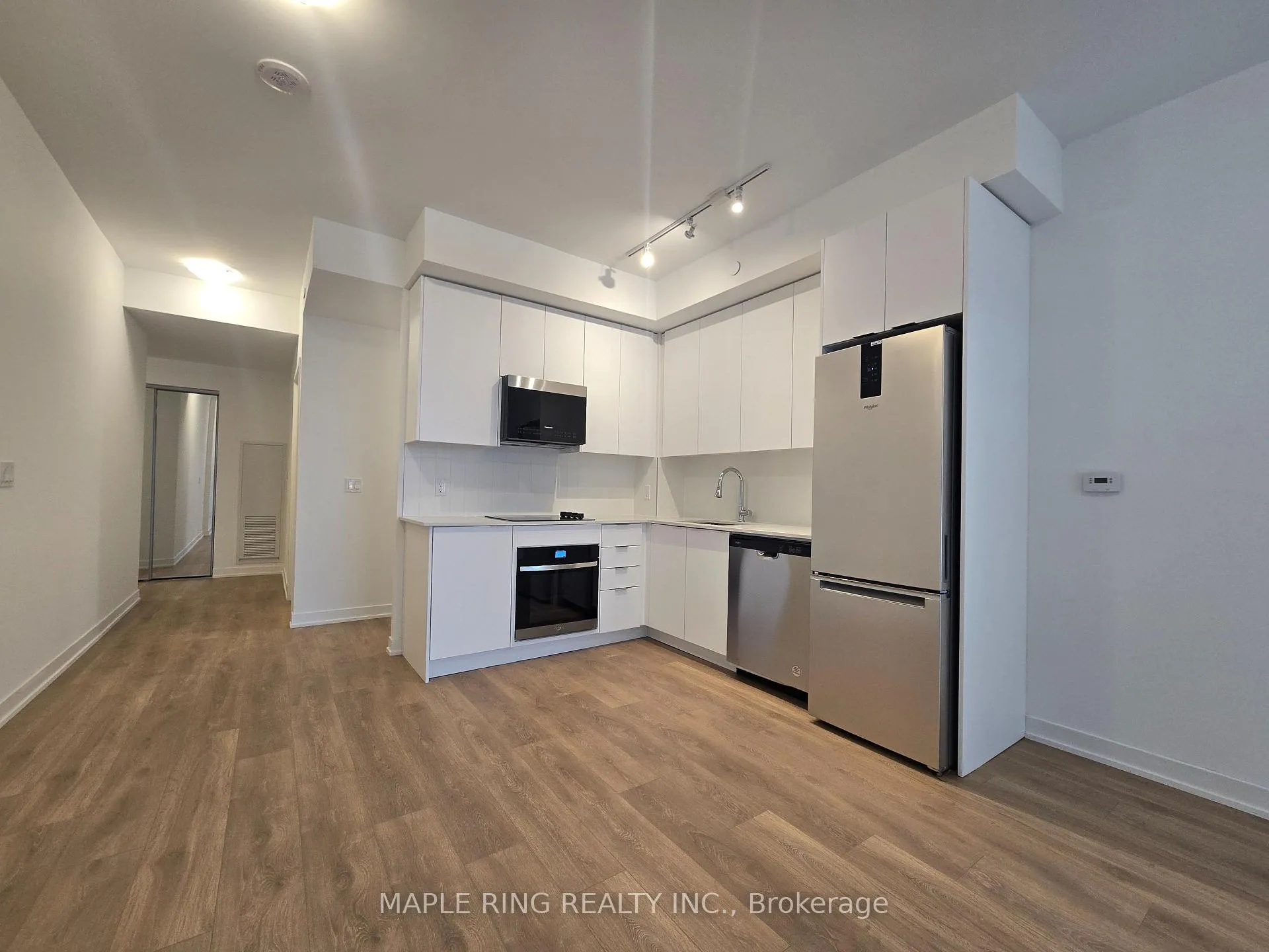 Front of Unit 1613, 10 Abeja Street