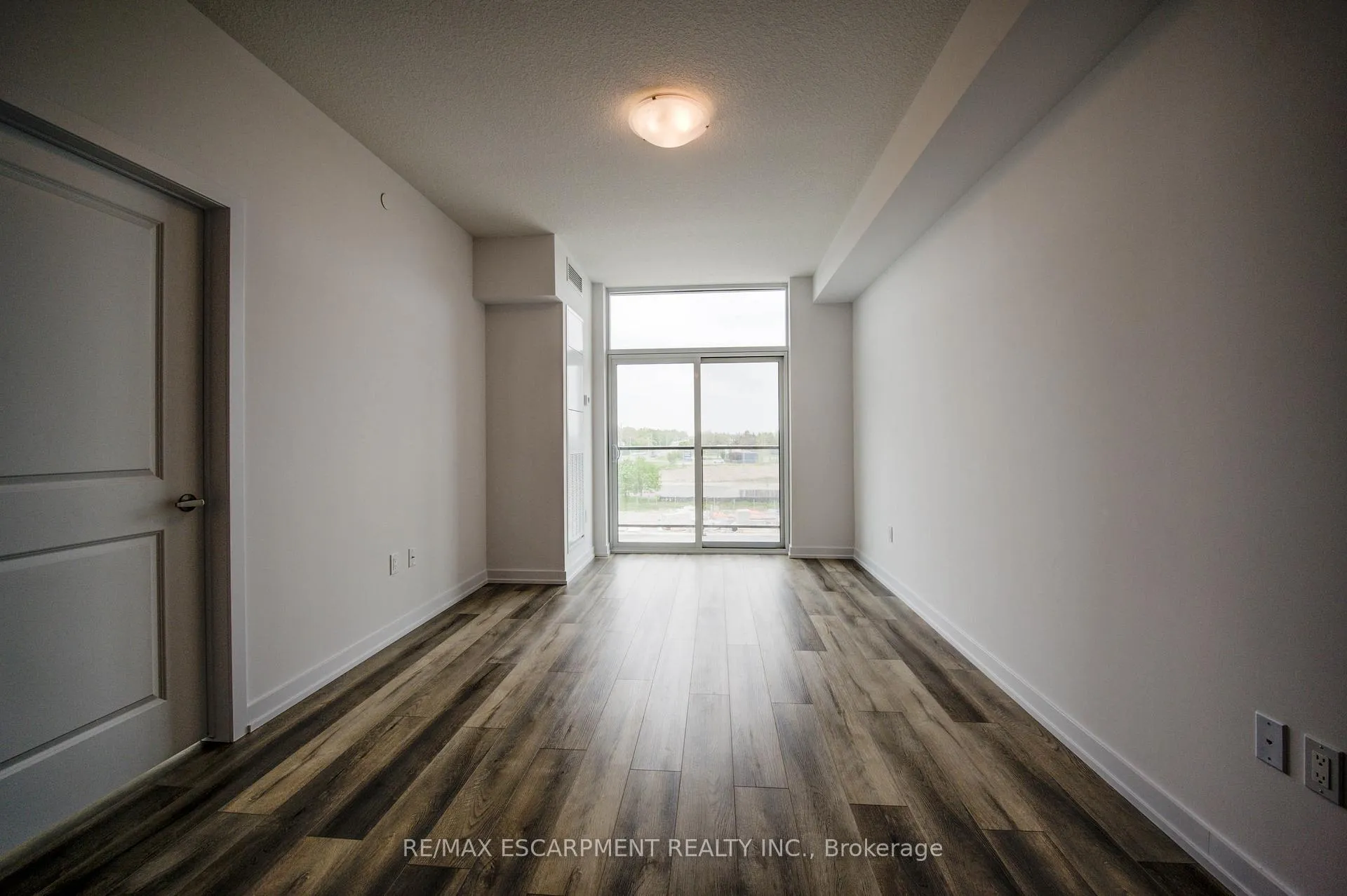Photo 16 of Unit 435, 10 Mallard Trail E, Hamilton, Waterdown — HOMEH