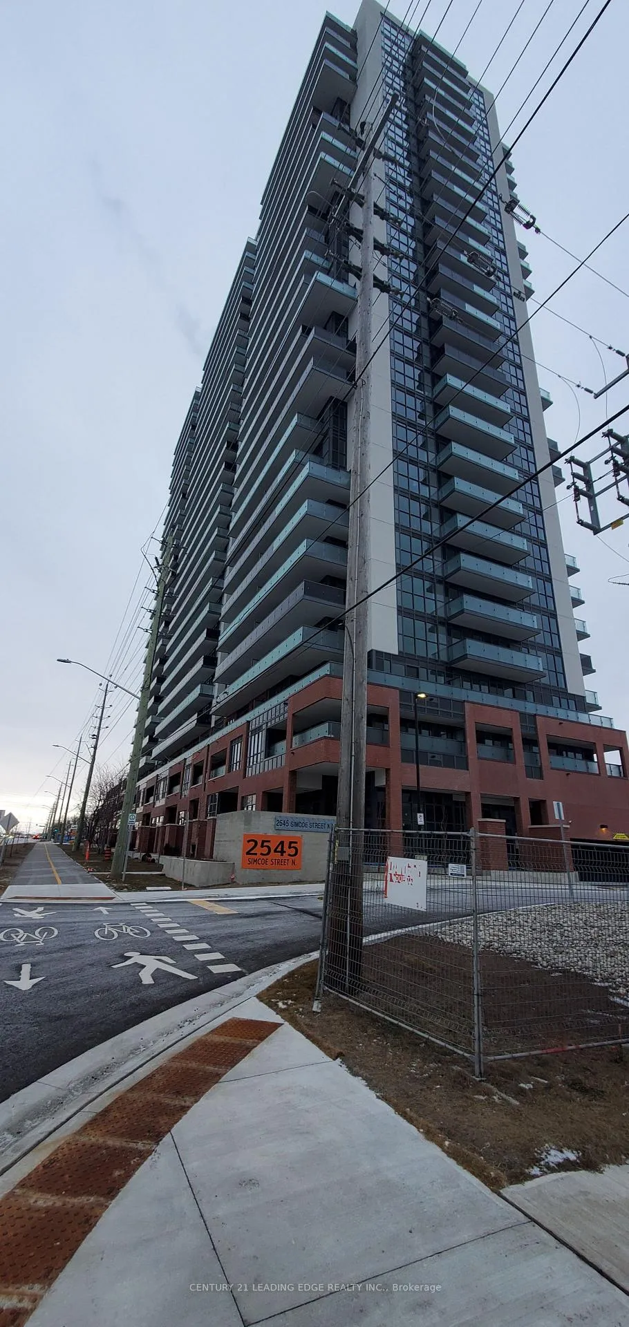Photo 2 of Unit 1902, 2545 Simcoe Street N, Oshawa, Windfields — HOMEH