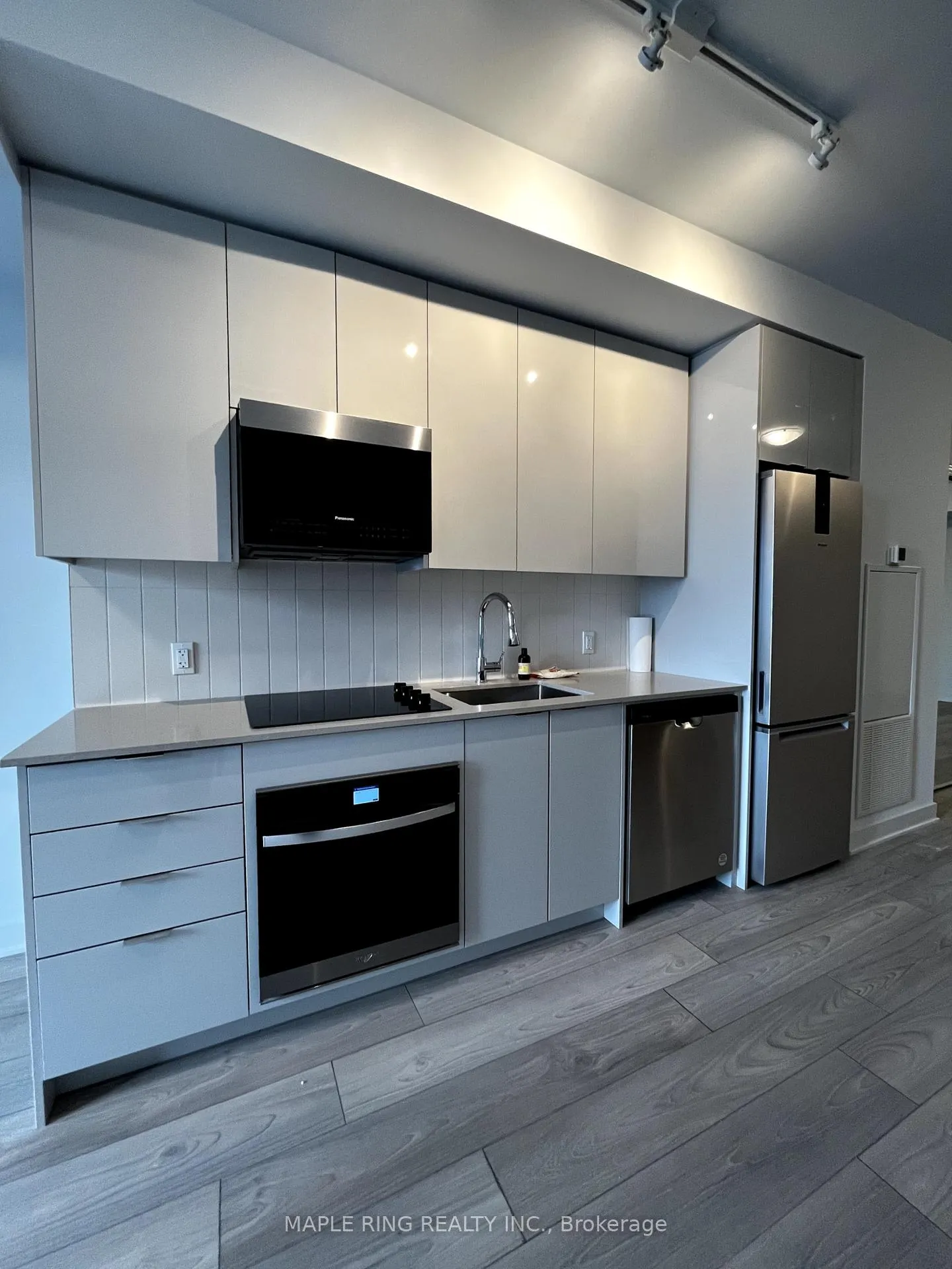 Photo 2 of Unit 1513, 2920 Highway 7, Vaughan, Vaughan Corporate Centre — HOMEH