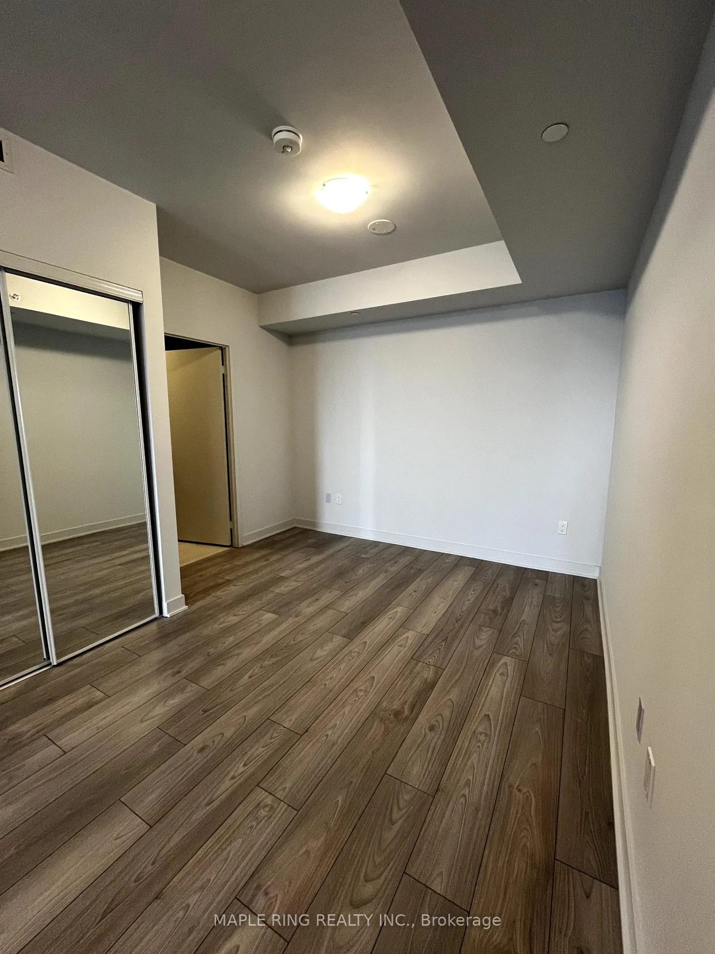Photo 5 of Unit 1513, 2920 Highway 7, Vaughan, Vaughan Corporate Centre — HOMEH