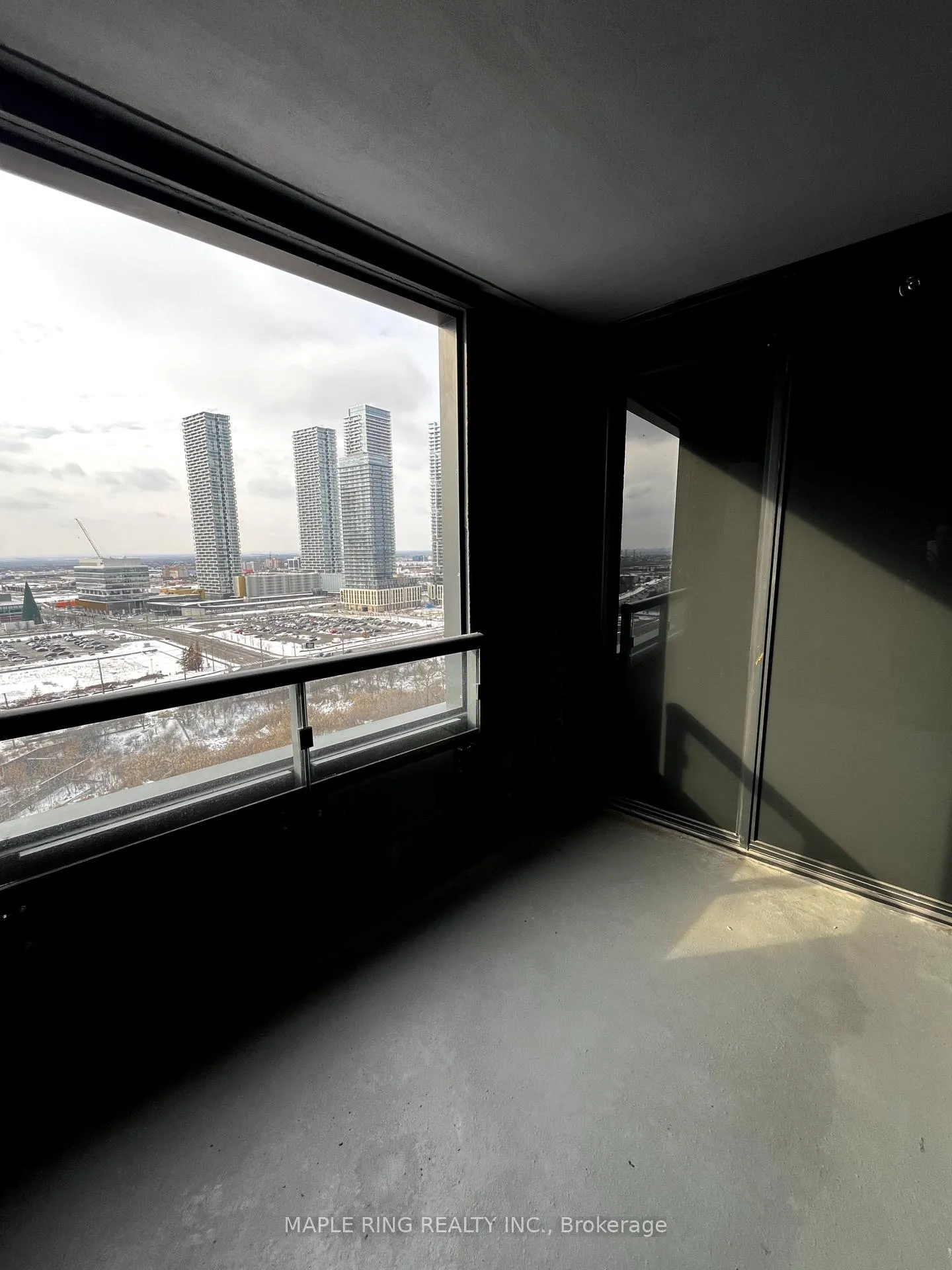 Photo 9 of Unit 1513, 2920 Highway 7, Vaughan, Vaughan Corporate Centre — HOMEH