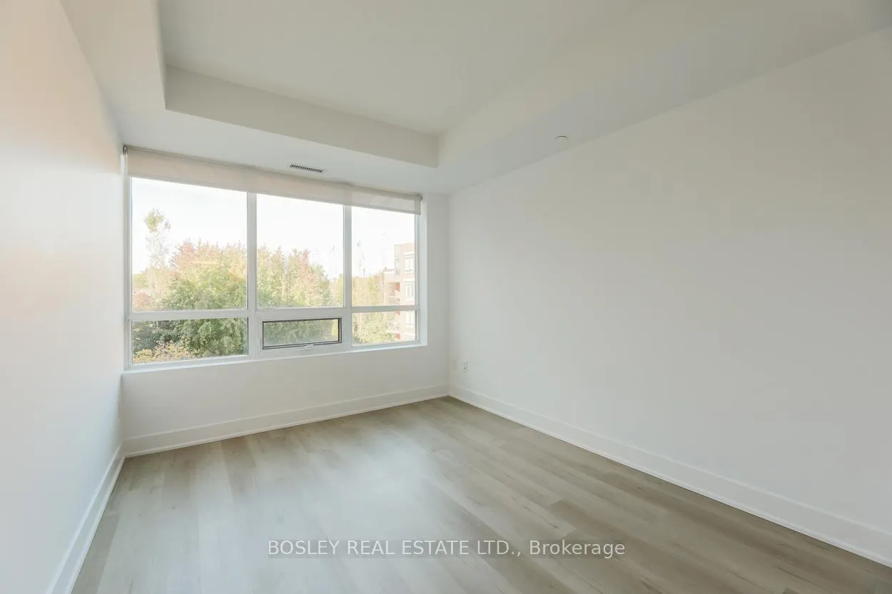 Photo 17 of Unit 407, 7608 Yonge Street, Vaughan, Crestwood-Springfarm-Yorkhill — HOMEH
