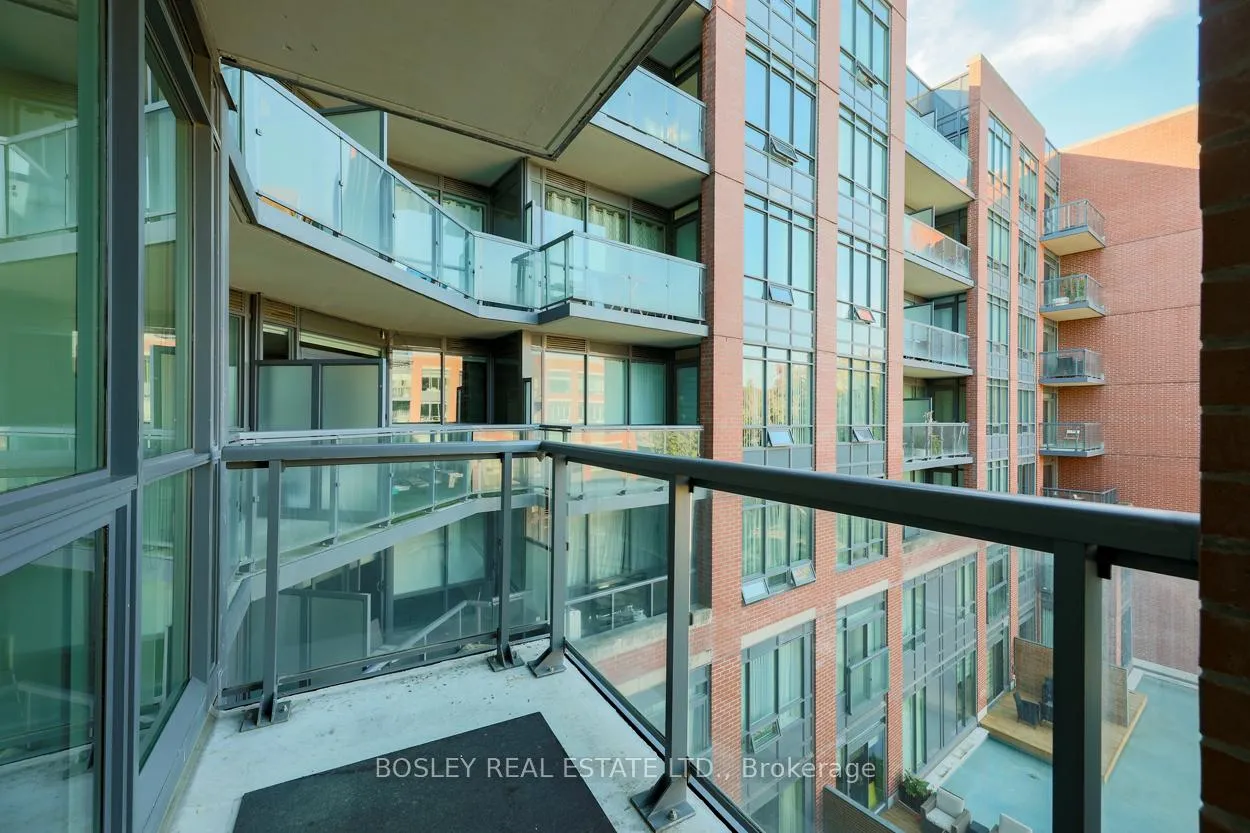Photo 28 of Unit 407, 7608 Yonge Street, Vaughan, Crestwood-Springfarm-Yorkhill — HOMEH