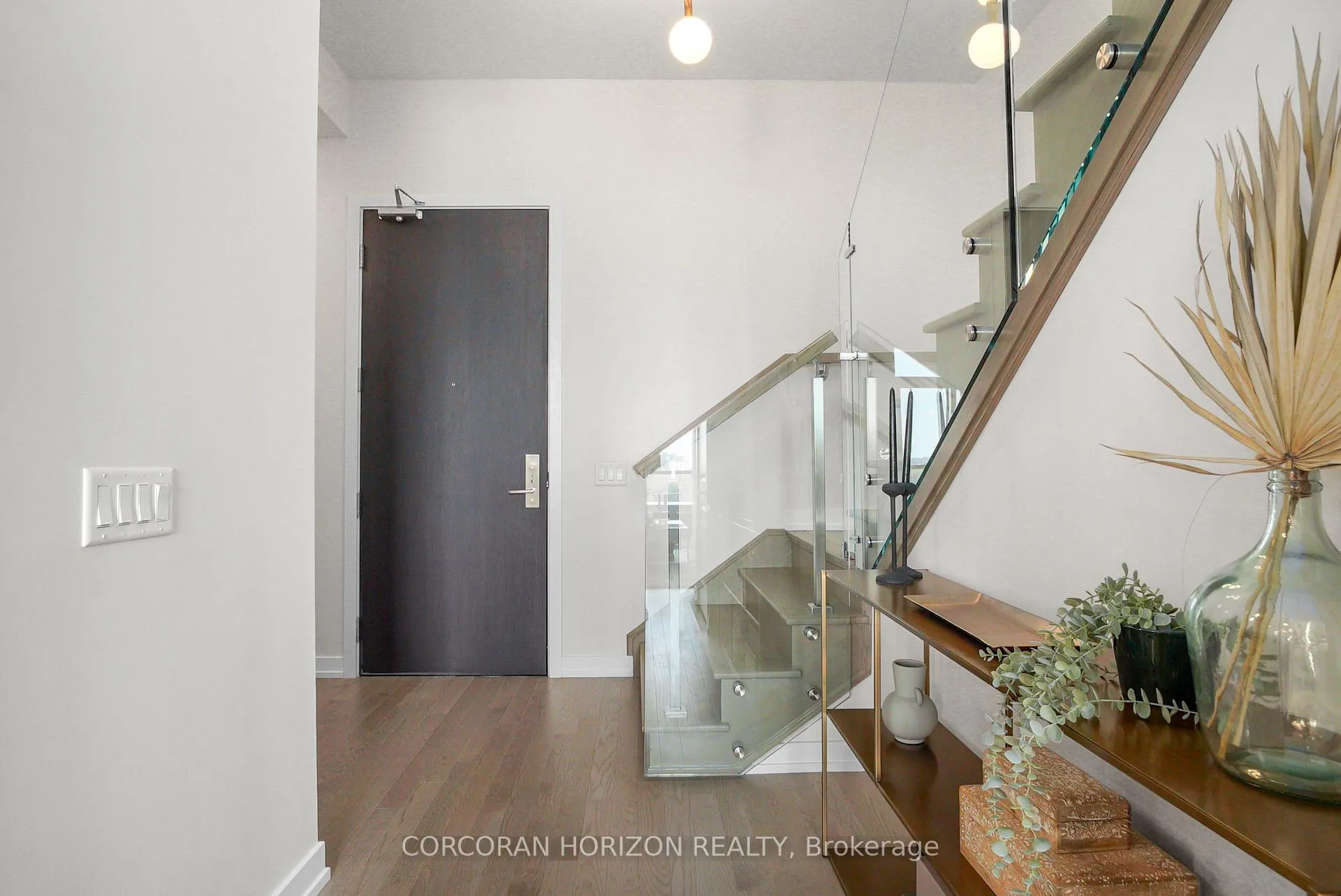 Photo 2 of Unit 423, 55 Duke Street W, Kitchener — HOMEH