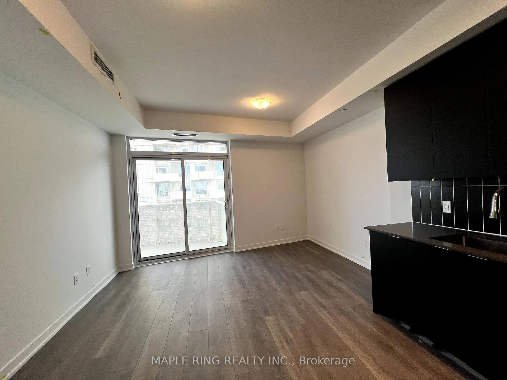 Photo 2 of Unit 1215, 10 Abeja Street, Vaughan, Concord — HOMEH