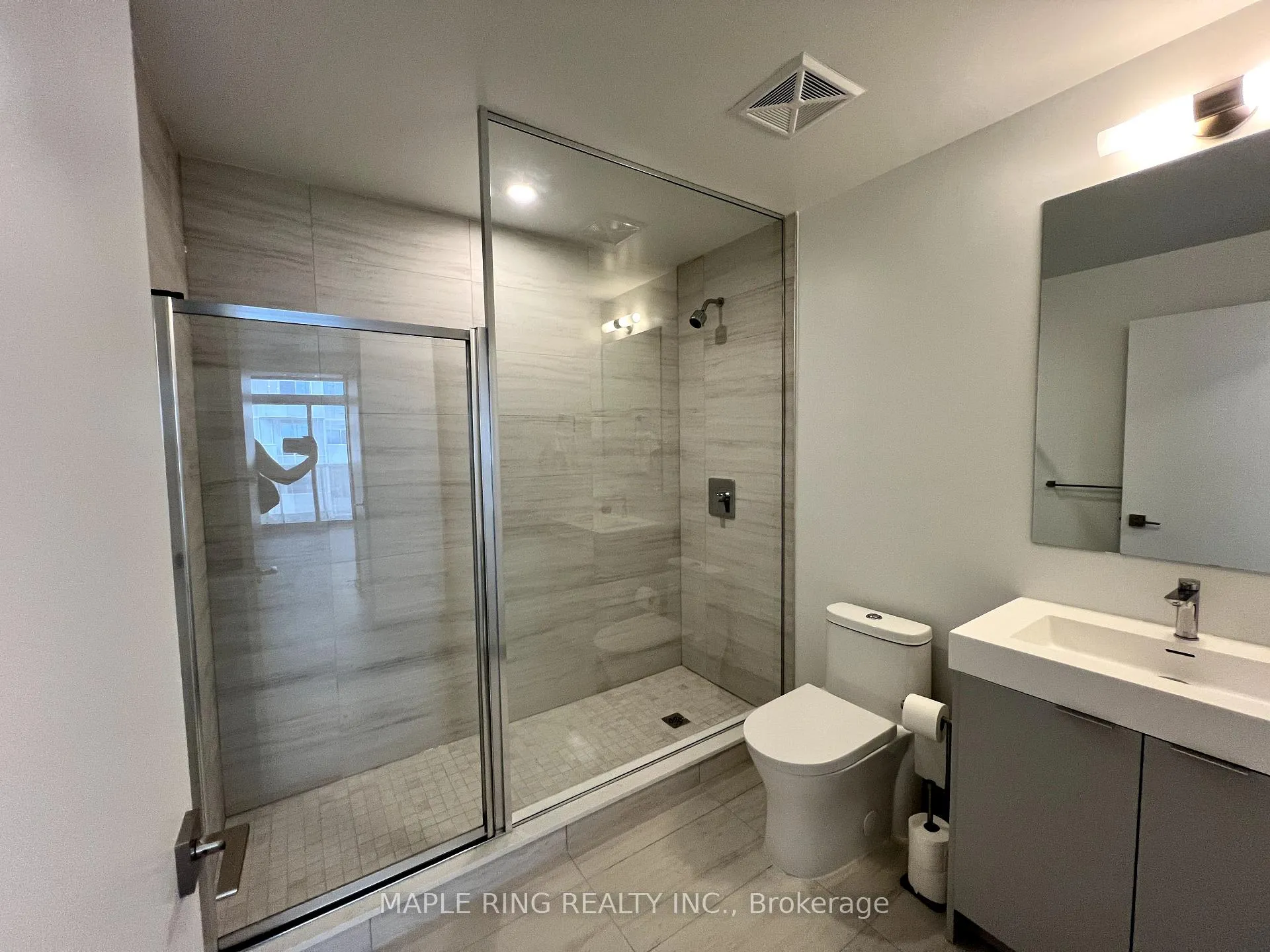 Photo 8 of Unit 1215, 10 Abeja Street, Vaughan, Concord — HOMEH