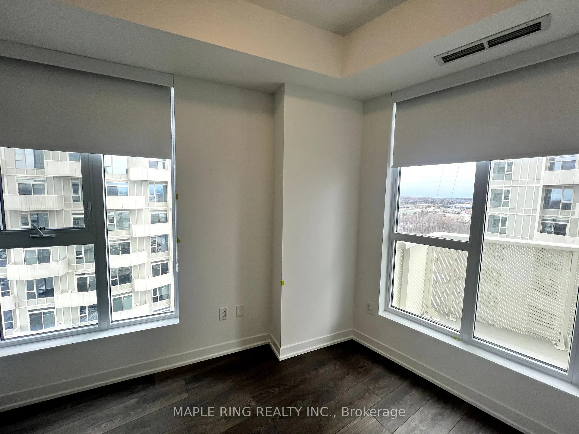 Photo 16 of Unit 1215, 10 Abeja Street, Vaughan, Concord — HOMEH