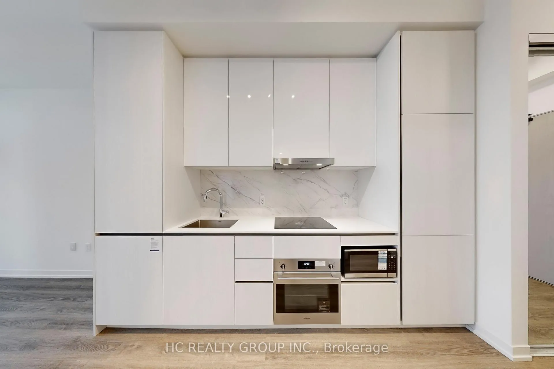Photo 5 of Unit 2710, 8 Interchange Way, Vaughan, Vaughan Corporate Centre — HOMEH