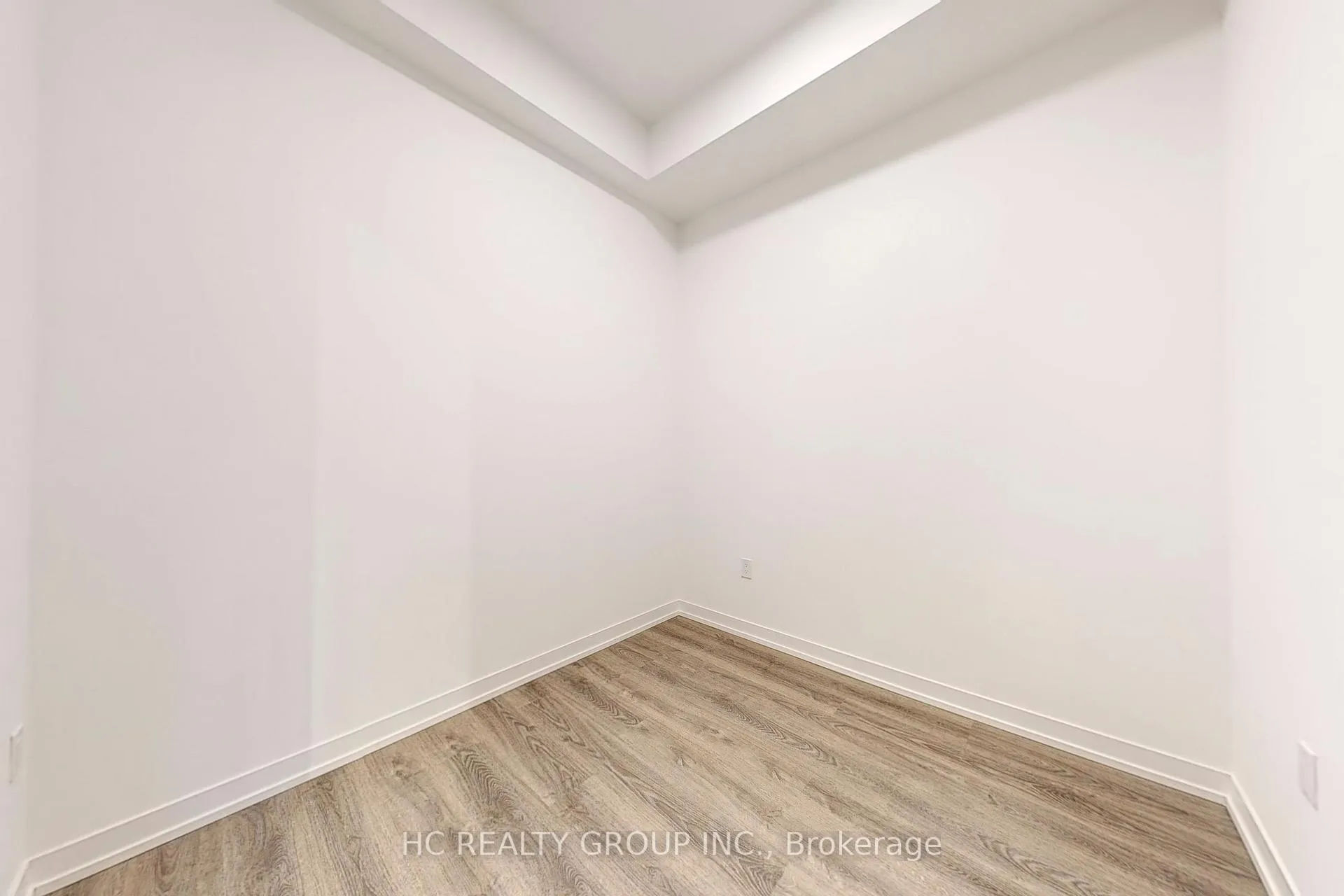 Photo 11 of Unit 2710, 8 Interchange Way, Vaughan, Vaughan Corporate Centre — HOMEH