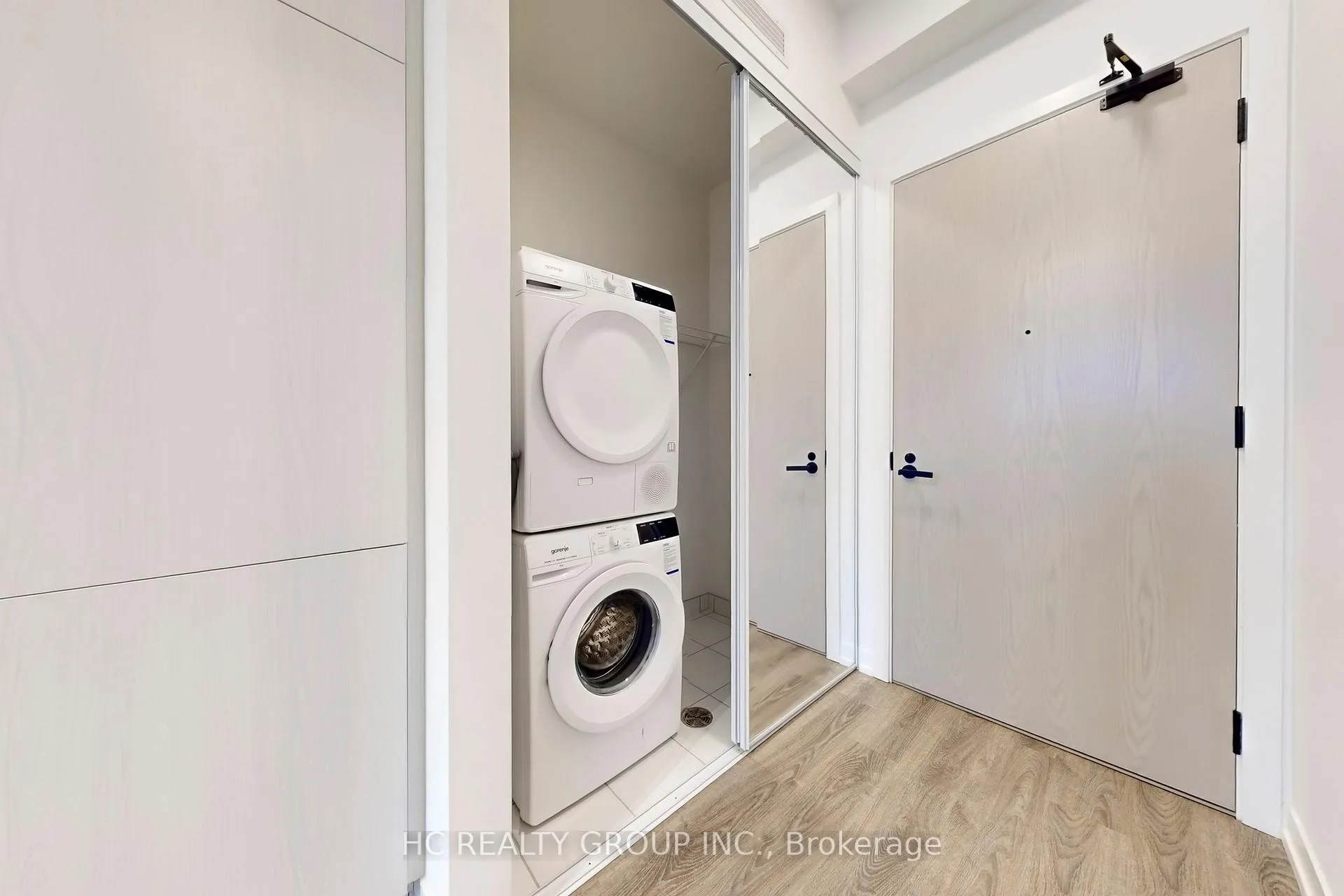 Photo 14 of Unit 2710, 8 Interchange Way, Vaughan, Vaughan Corporate Centre — HOMEH