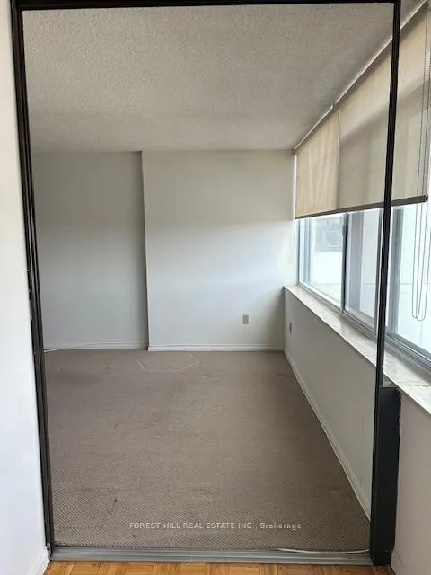 Photo 10 of Unit 1106, 3000 Bathurst Street, Toronto, Englemount-Lawrence — HOMEH