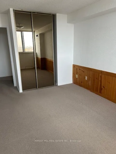 Photo 13 of Unit 1106, 3000 Bathurst Street, Toronto, Englemount-Lawrence — HOMEH