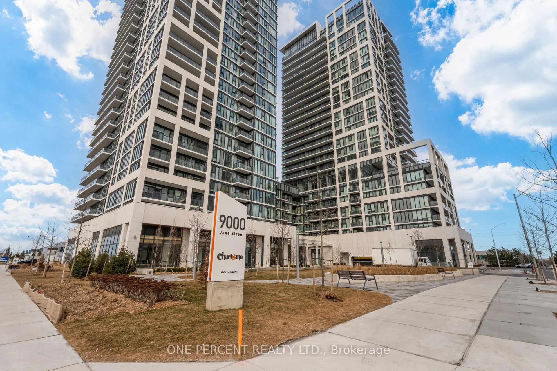 Photo 1 of Unit 1121, 9000 Jane Street, Vaughan, Concord — HOMEH