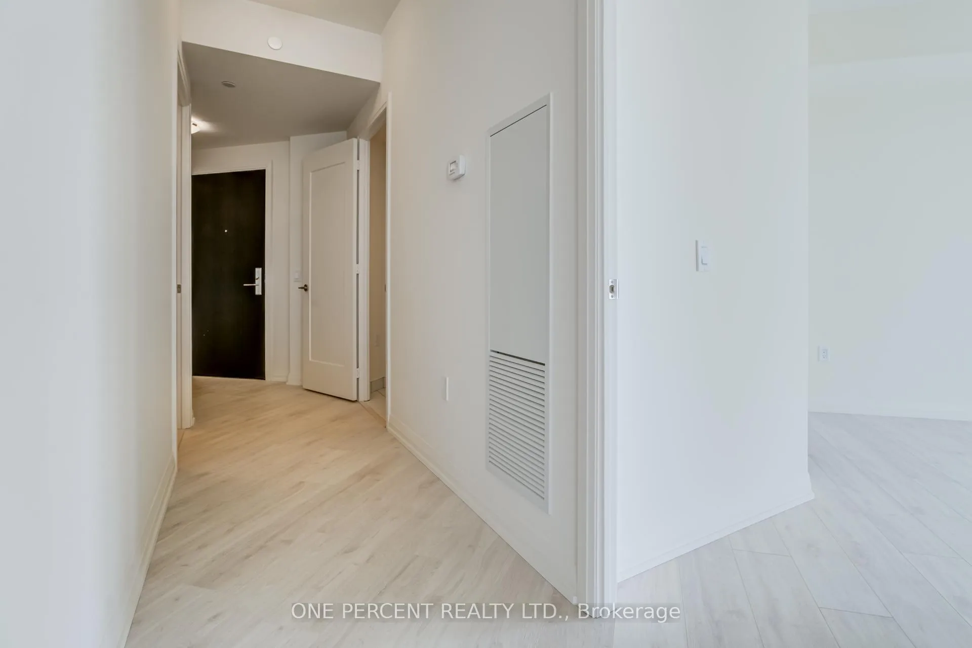 Photo 19 of Unit 1121, 9000 Jane Street, Vaughan, Concord — HOMEH
