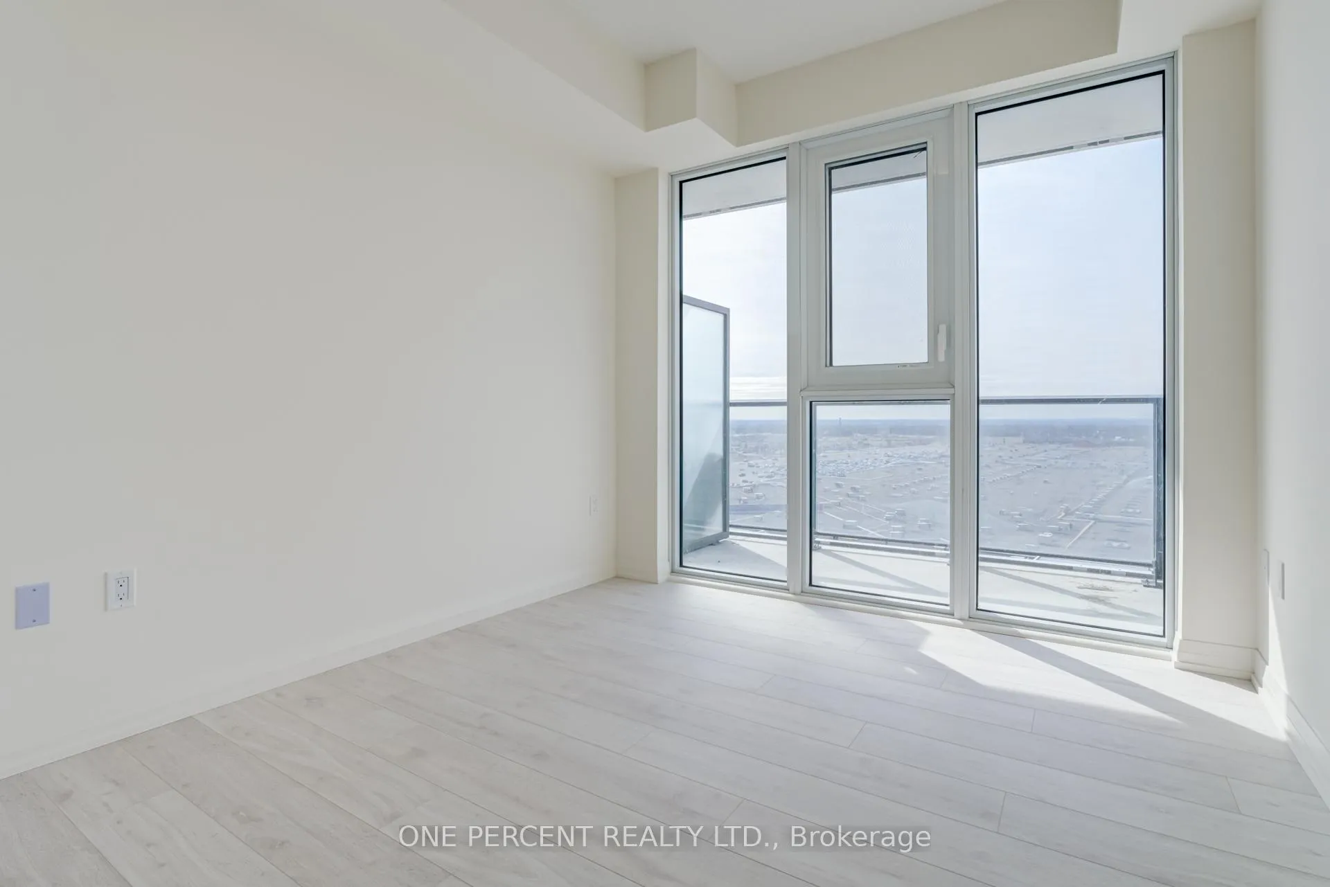 Photo 20 of Unit 1121, 9000 Jane Street, Vaughan, Concord — HOMEH