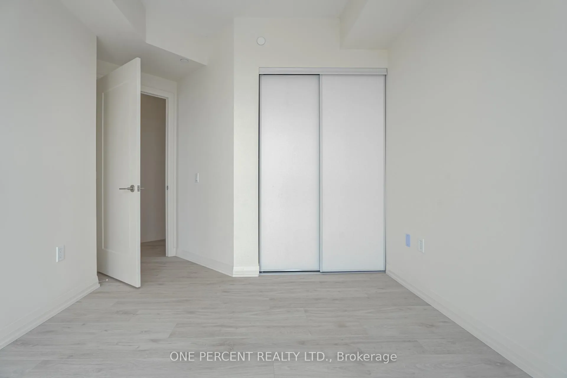 Photo 21 of Unit 1121, 9000 Jane Street, Vaughan, Concord — HOMEH
