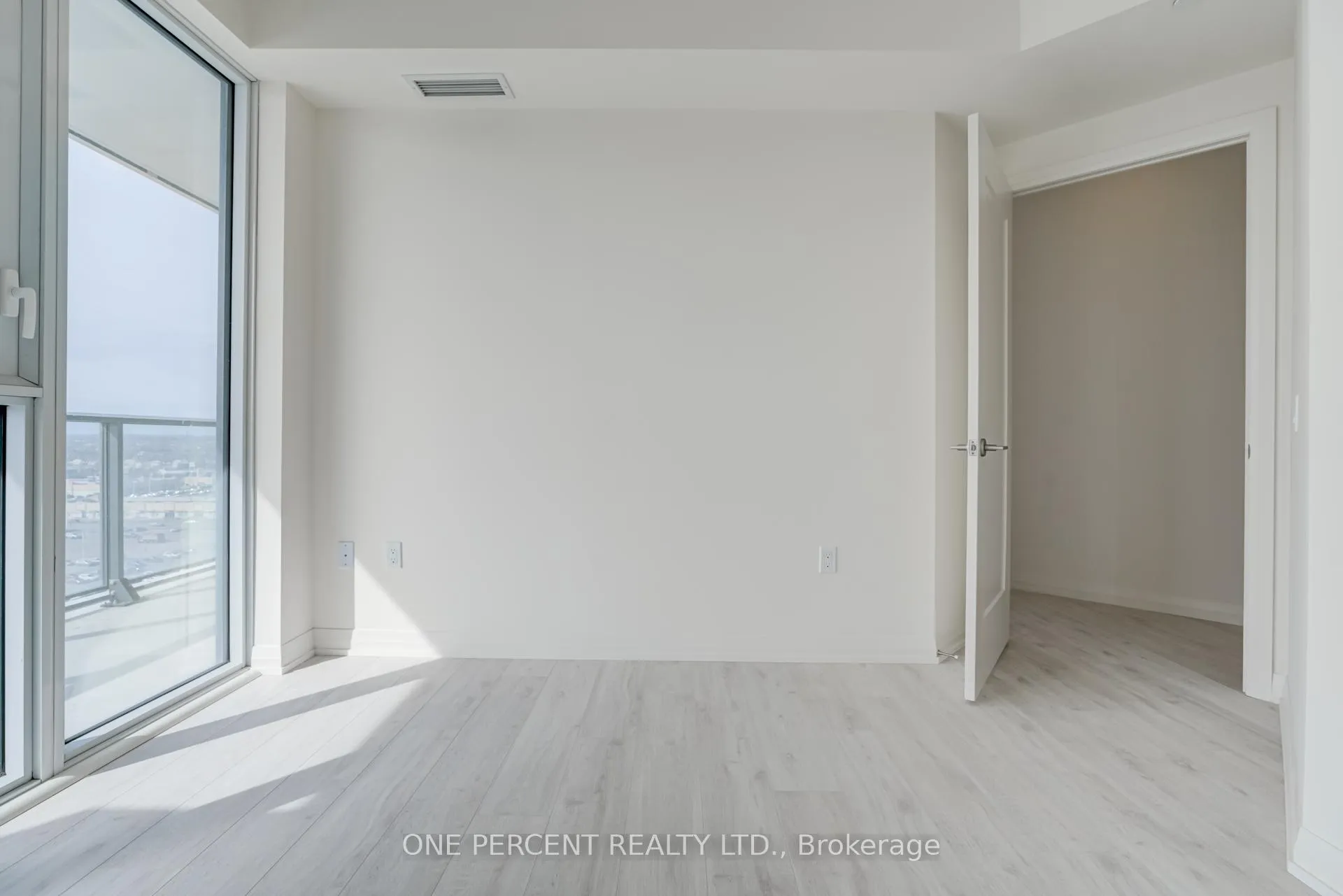 Photo 22 of Unit 1121, 9000 Jane Street, Vaughan, Concord — HOMEH