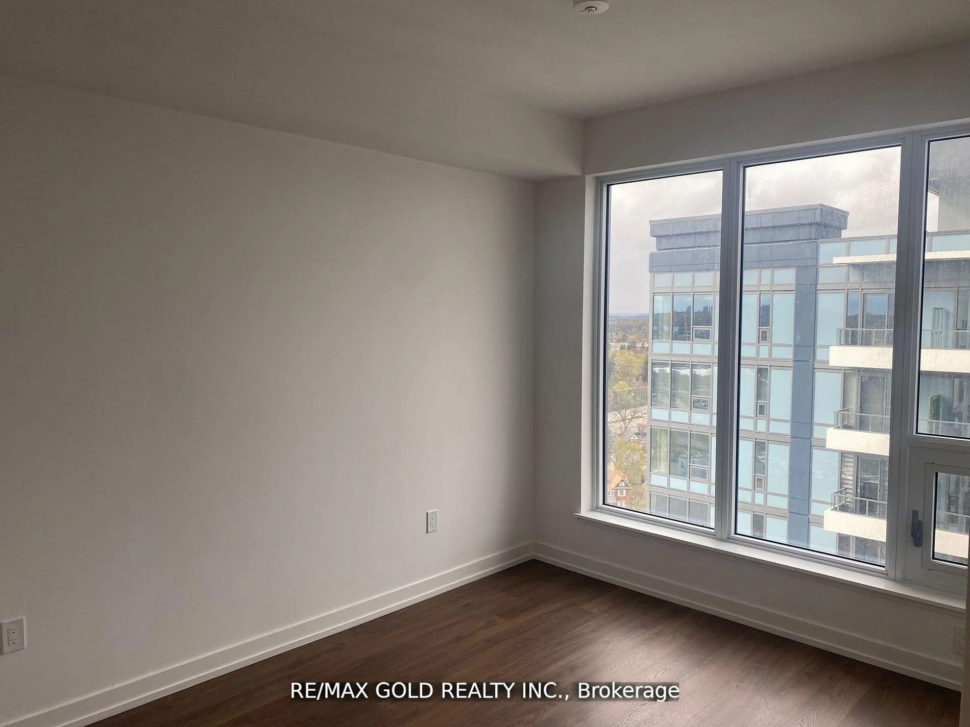 Photo 6 of Unit 1914, 15 Wellington Street S, Kitchener, Cherry Hill — HOMEH