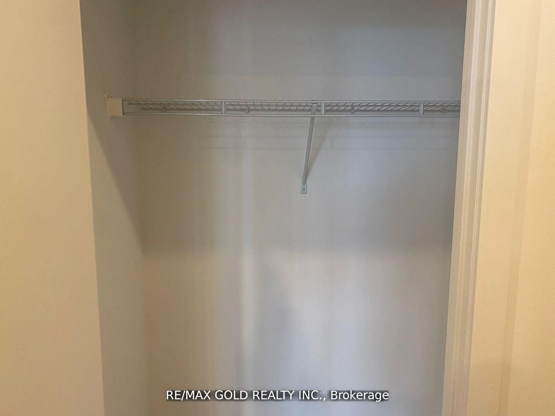 Photo 10 of Unit 1914, 15 Wellington Street S, Kitchener, Cherry Hill — HOMEH
