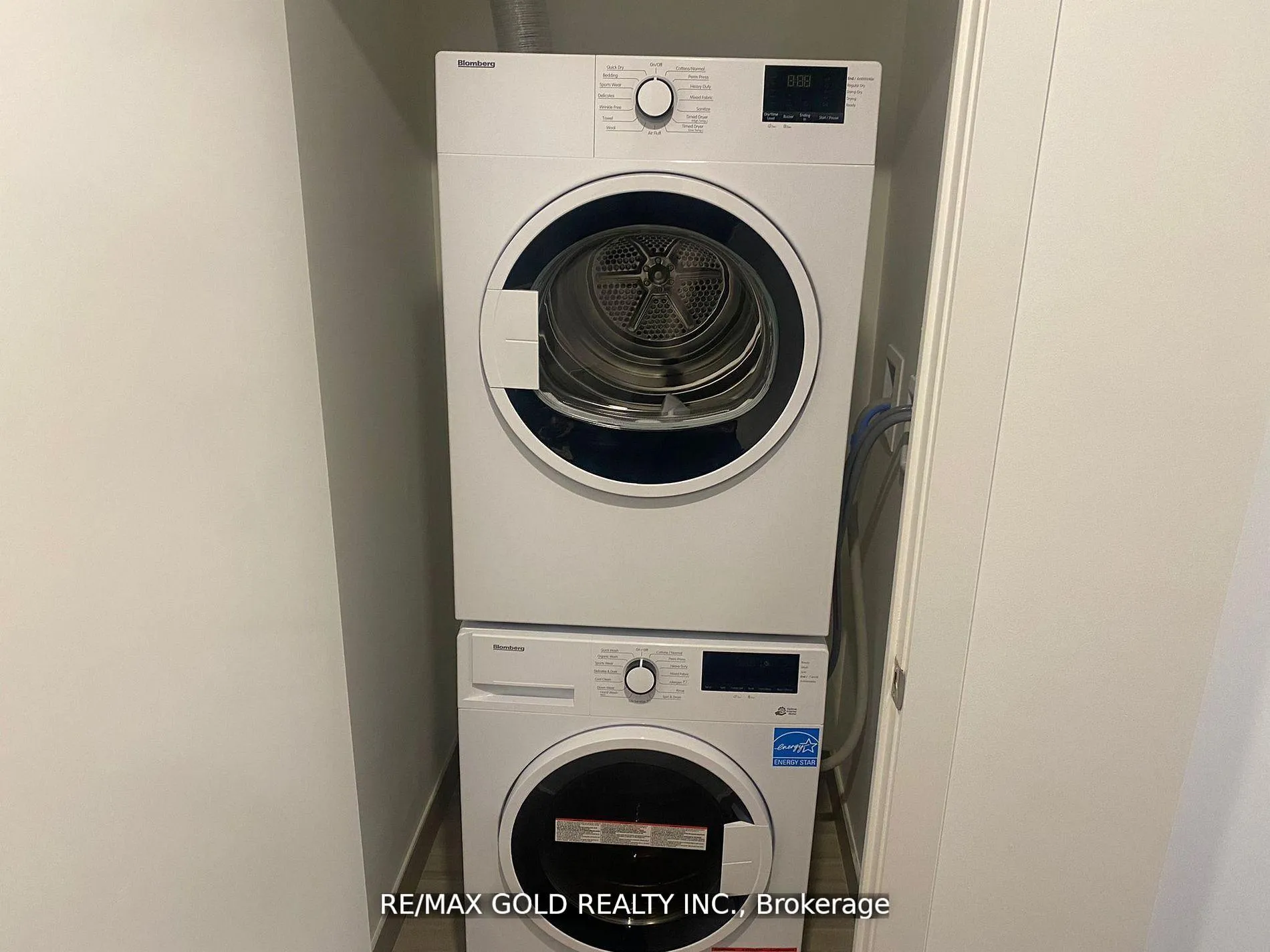 Photo 11 of Unit 1914, 15 Wellington Street S, Kitchener, Cherry Hill — HOMEH