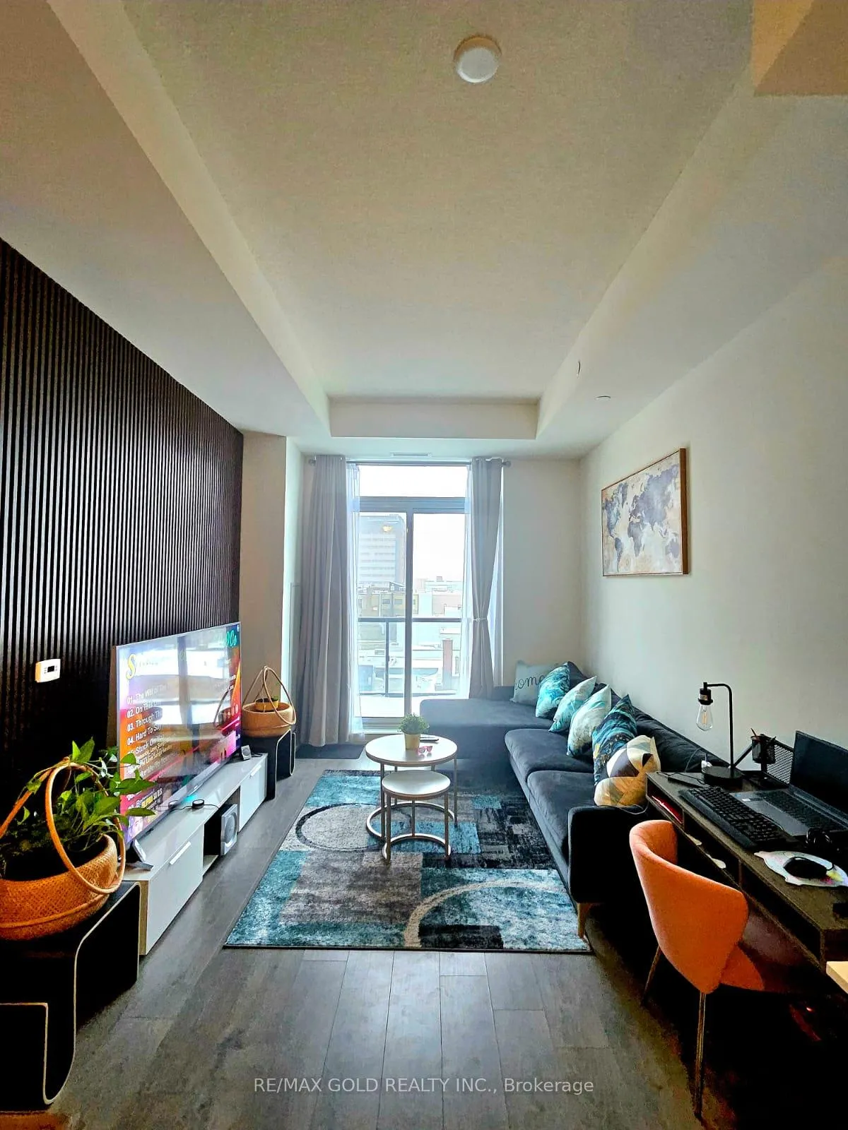 Photo 2 of Unit 416, 55 Duke Street, Kitchener, City Commercial Core — HOMEH