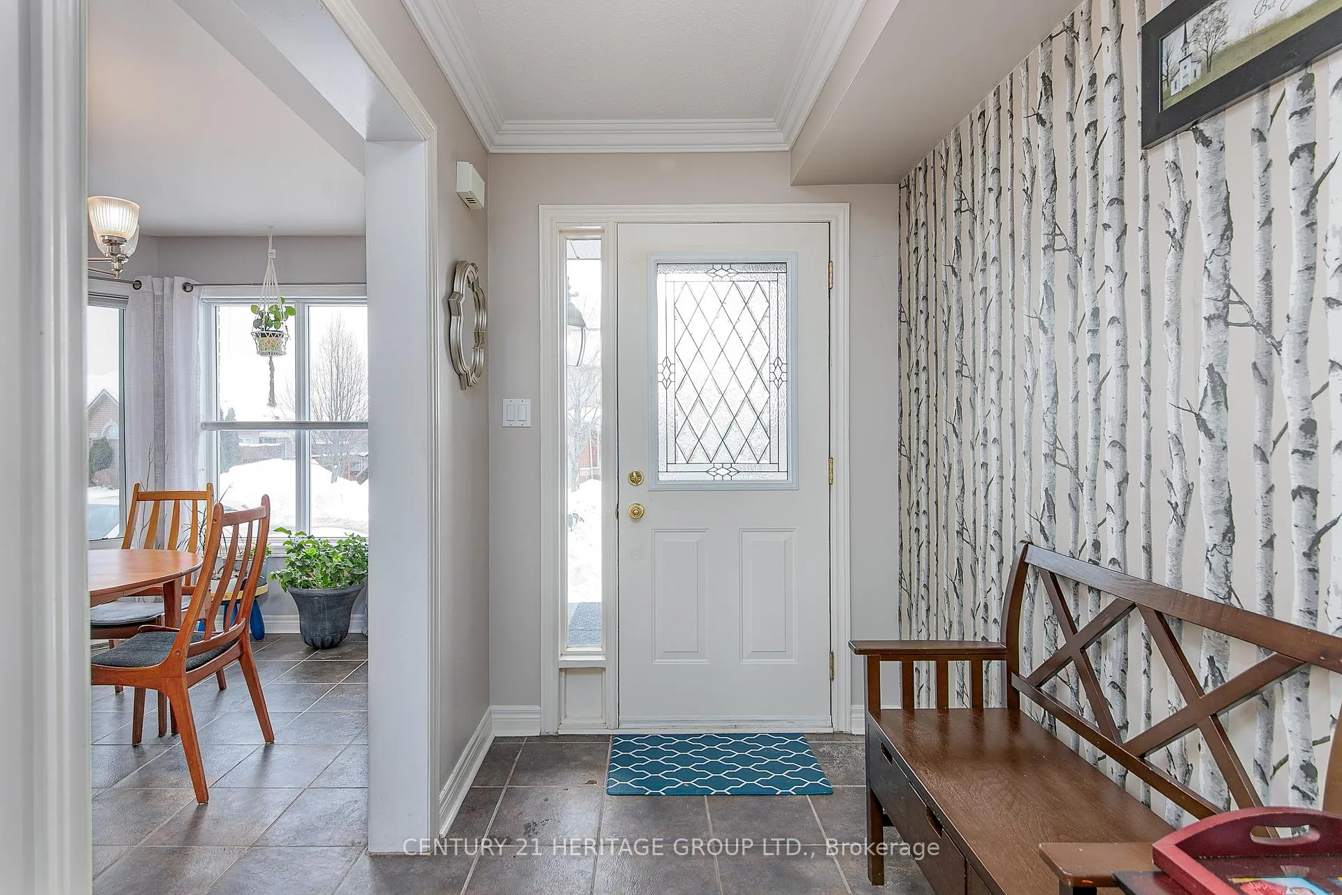 Photo 2 of 4 Artisan Lane, New Tecumseth, Alliston — HOMEH