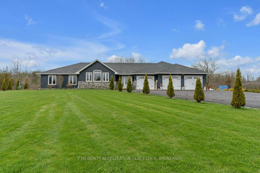 Front of 4704 County Rd 9