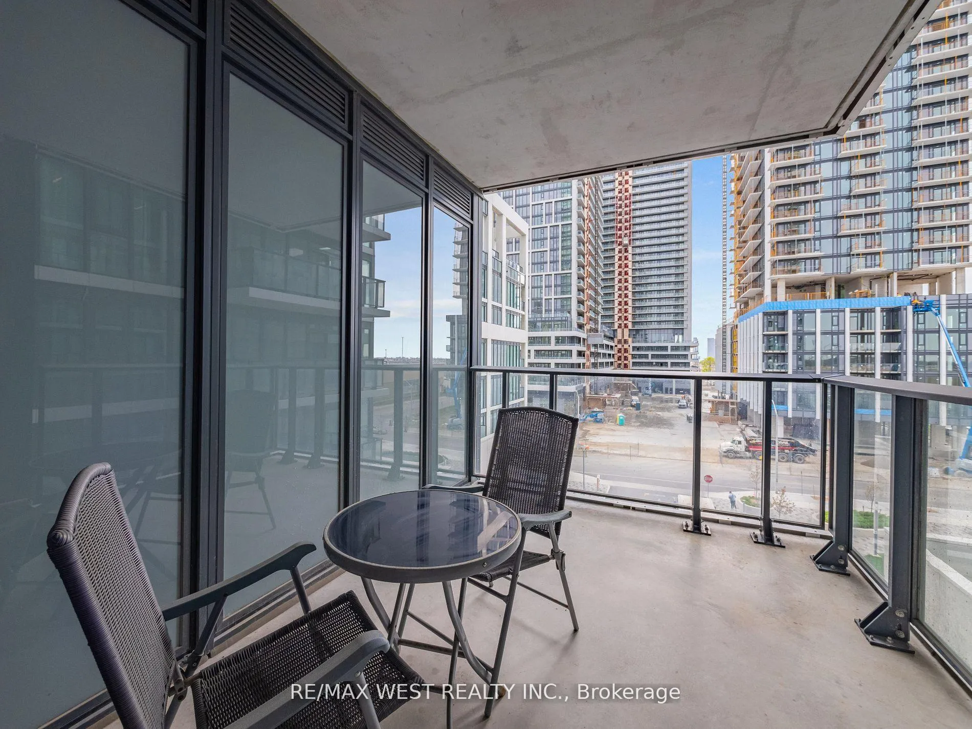 Photo 17 of Unit 411, 9000 Jane Street, Vaughan, Concord — HOMEH