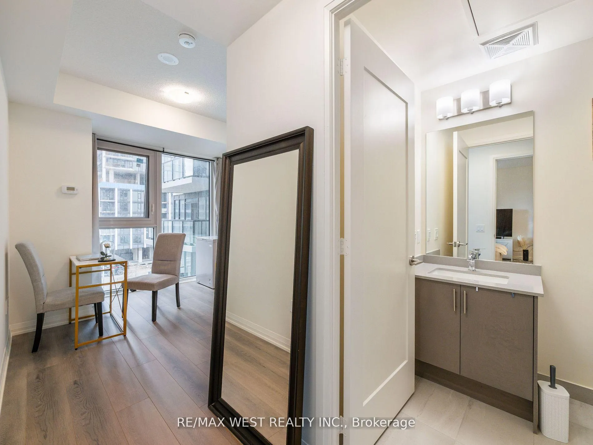 Photo 18 of Unit 411, 9000 Jane Street, Vaughan, Concord — HOMEH