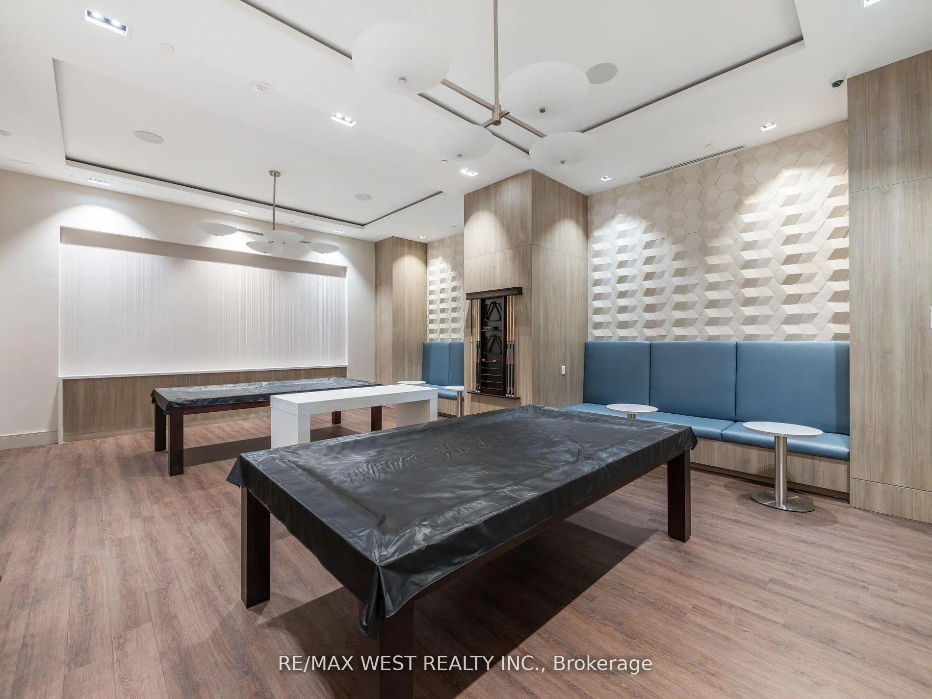 Photo 29 of Unit 411, 9000 Jane Street, Vaughan, Concord — HOMEH