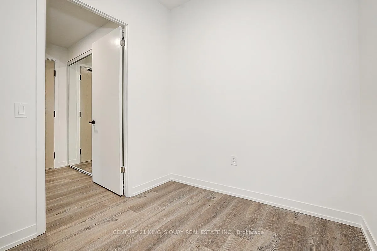 Photo 17 of Unit 1901, 225 Commerce Street, Vaughan, Vaughan Corporate Centre — HOMEH
