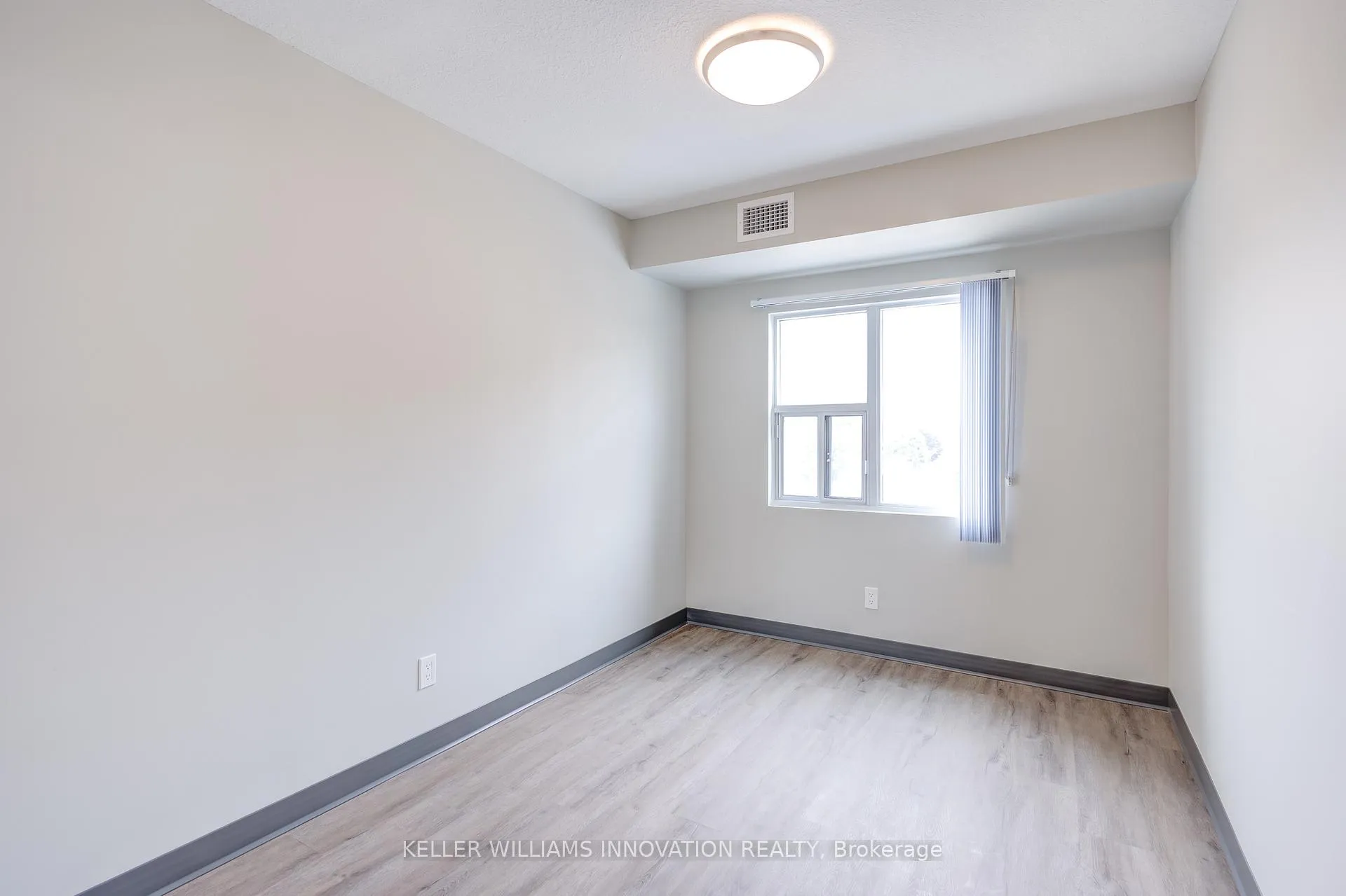 Photo 14 of Unit 406, 595 Strasburg Road, Waterloo — HOMEH