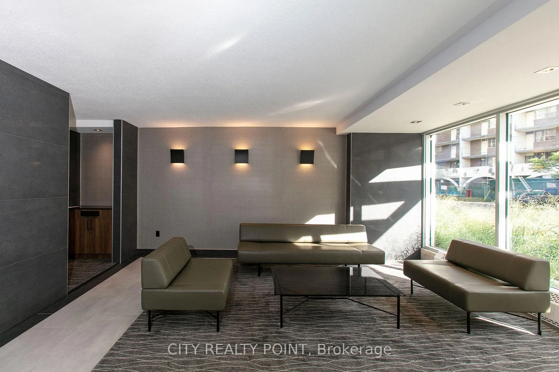 Photo 5 of Unit 607, 276 St George Street, Toronto, The Annex — HOMEH