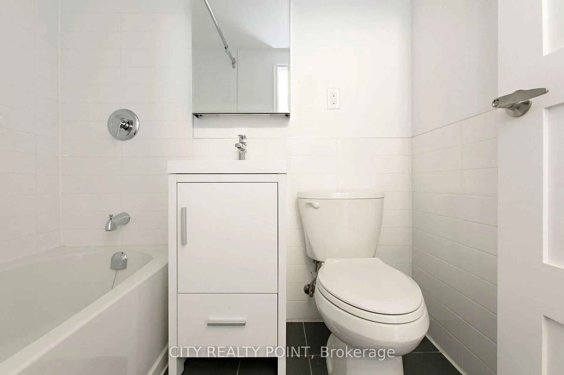 Photo 15 of Unit 607, 276 St George Street, Toronto, The Annex — HOMEH